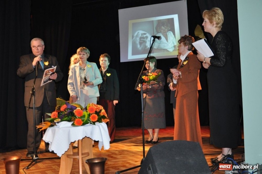 Zdjęcie w galerii na portalu naszraciborz.pl: Pantofelek dla Teresy Szymańskiej wiadomości z regionu