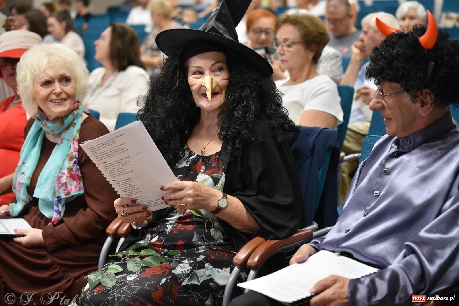 Zdjęcie w galerii na portalu naszraciborz.pl: Kordian bohaterem. Narodowe czytanie na Zamku Piastowskim wiadomości z regionu