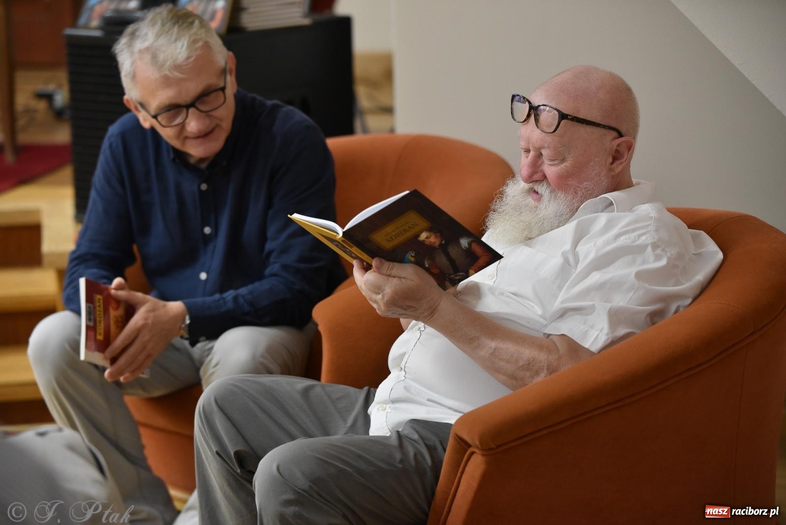 Zdjęcie w galerii na portalu naszraciborz.pl: Kordian bohaterem. Narodowe czytanie na Zamku Piastowskim wiadomości z regionu