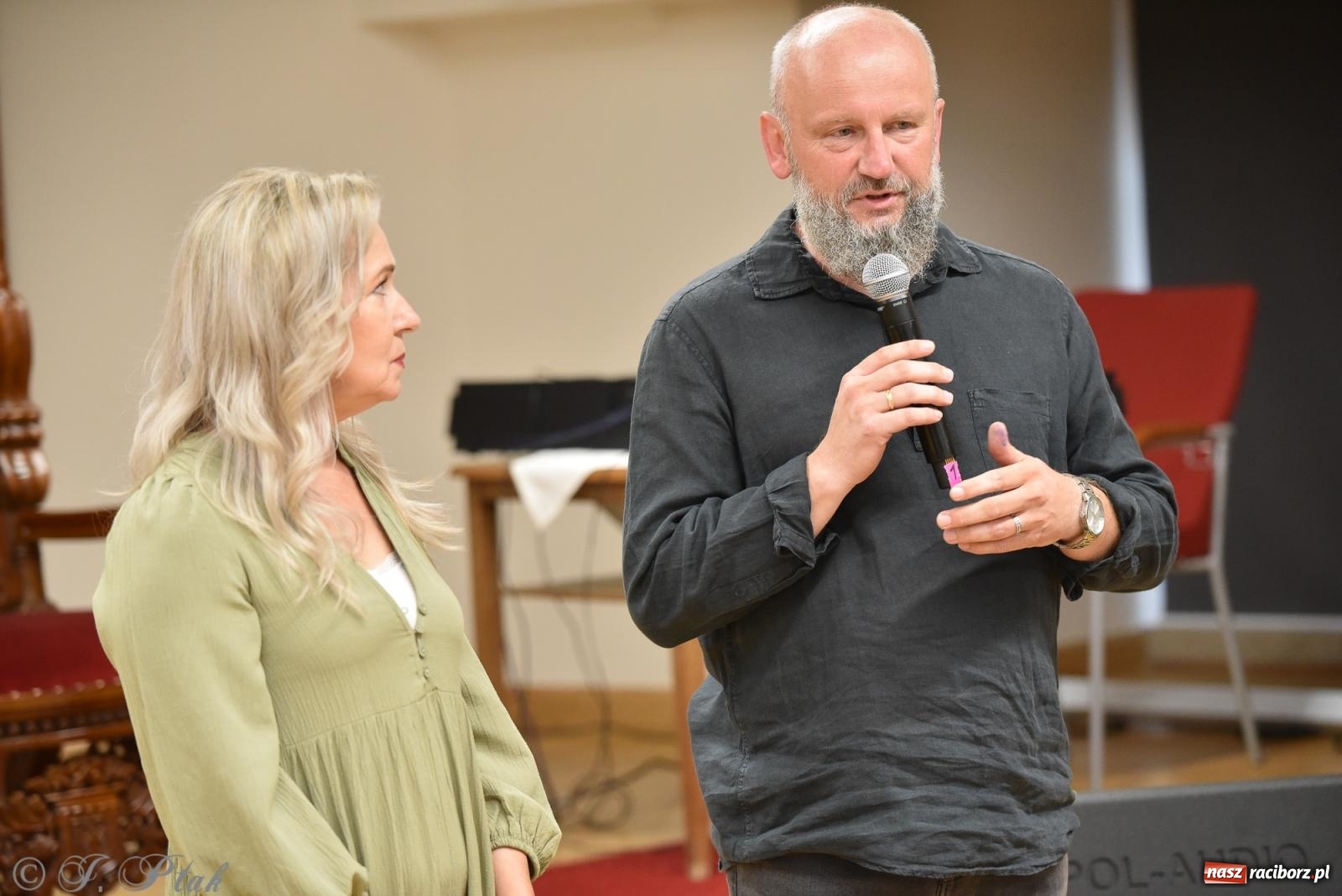 Zdjęcie w galerii na portalu naszraciborz.pl: Kordian bohaterem. Narodowe czytanie na Zamku Piastowskim wiadomości z regionu