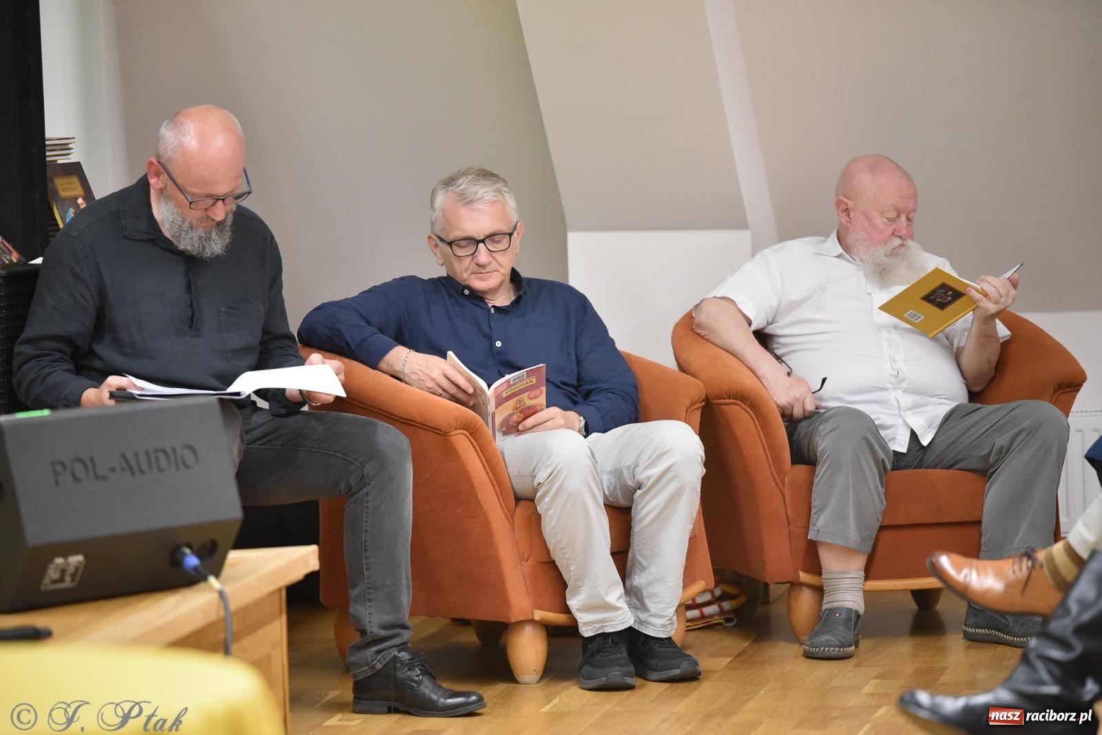 Zdjęcie w galerii na portalu naszraciborz.pl: Kordian bohaterem. Narodowe czytanie na Zamku Piastowskim wiadomości z regionu