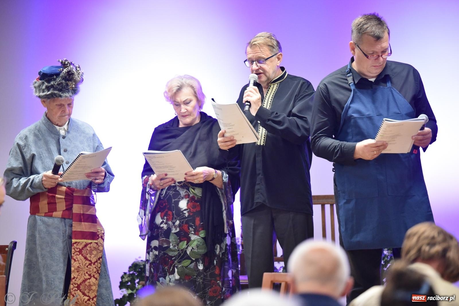 Zdjęcie w galerii na portalu naszraciborz.pl: Kordian bohaterem. Narodowe czytanie na Zamku Piastowskim wiadomości z regionu