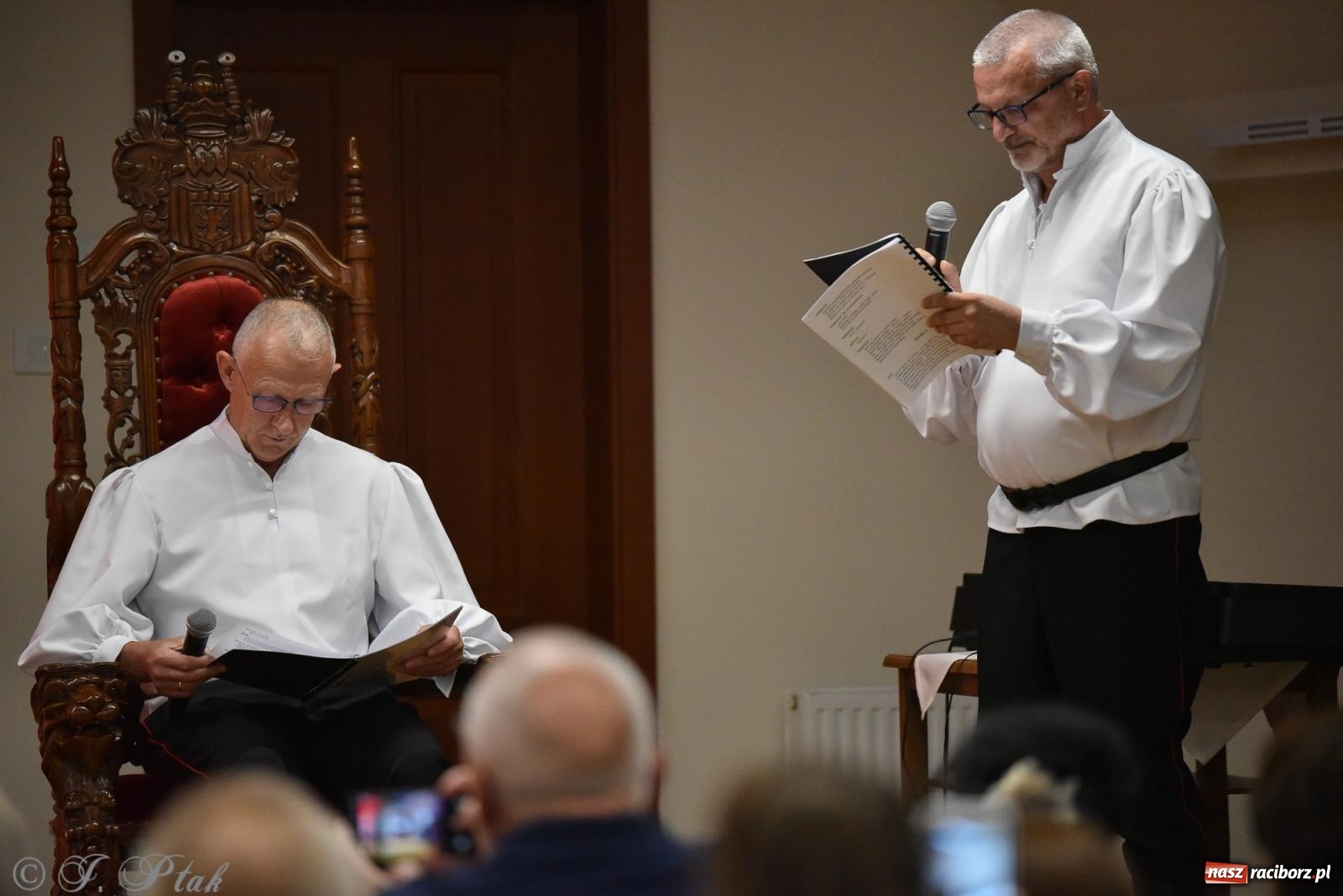 Zdjęcie w galerii na portalu naszraciborz.pl: Kordian bohaterem. Narodowe czytanie na Zamku Piastowskim wiadomości z regionu