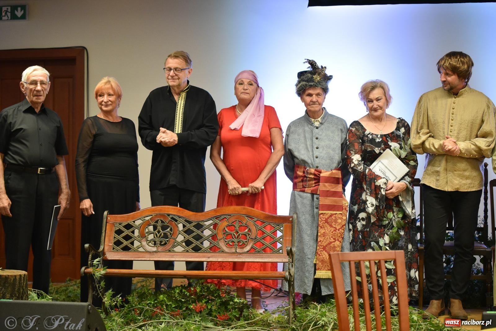 Zdjęcie w galerii na portalu naszraciborz.pl: Kordian bohaterem. Narodowe czytanie na Zamku Piastowskim wiadomości z regionu