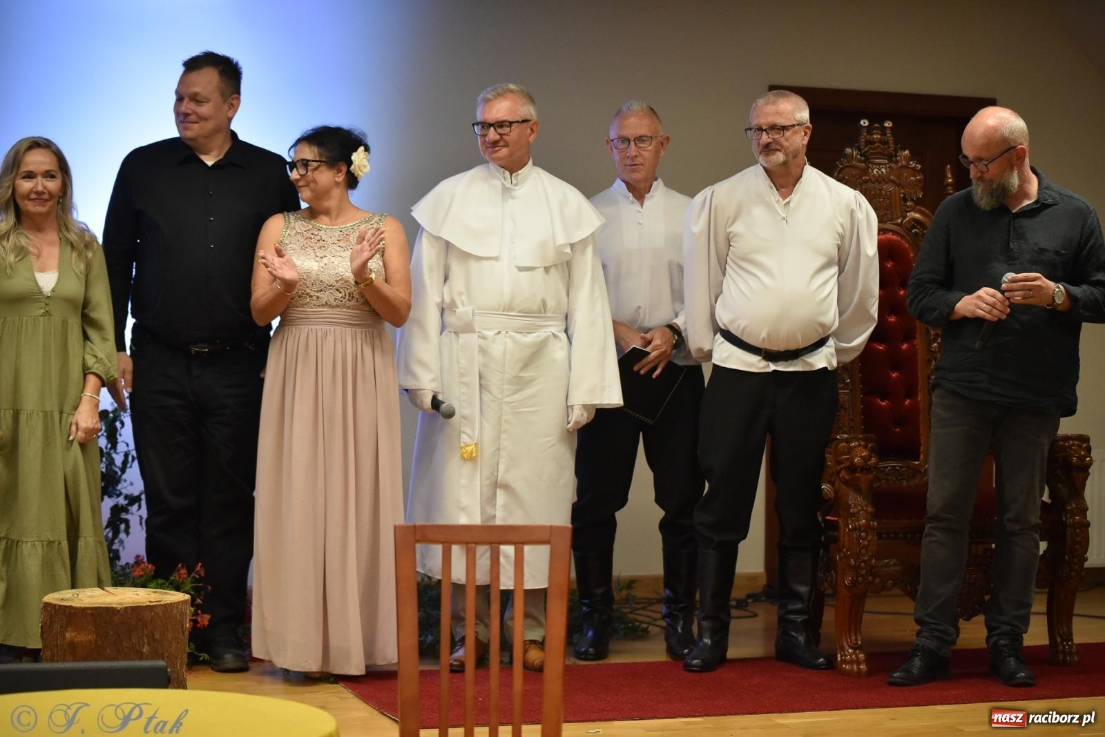 Zdjęcie w galerii na portalu naszraciborz.pl: Kordian bohaterem. Narodowe czytanie na Zamku Piastowskim wiadomości z regionu