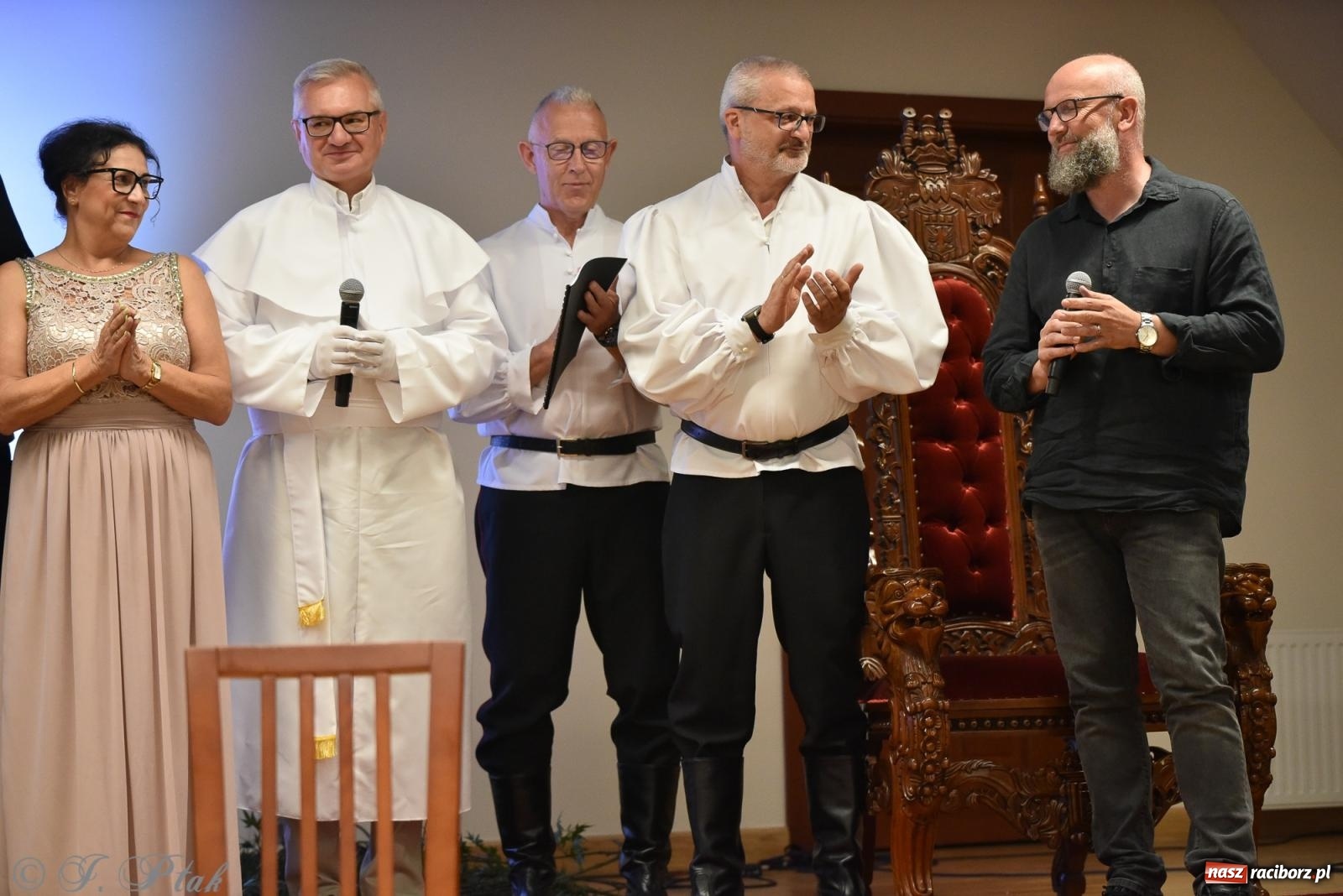 Zdjęcie w galerii na portalu naszraciborz.pl: Kordian bohaterem. Narodowe czytanie na Zamku Piastowskim wiadomości z regionu