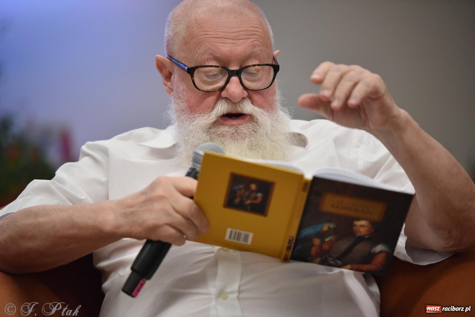 Zdjęcie w galerii na portalu naszraciborz.pl: Kordian bohaterem. Narodowe czytanie na Zamku Piastowskim wiadomości z regionu