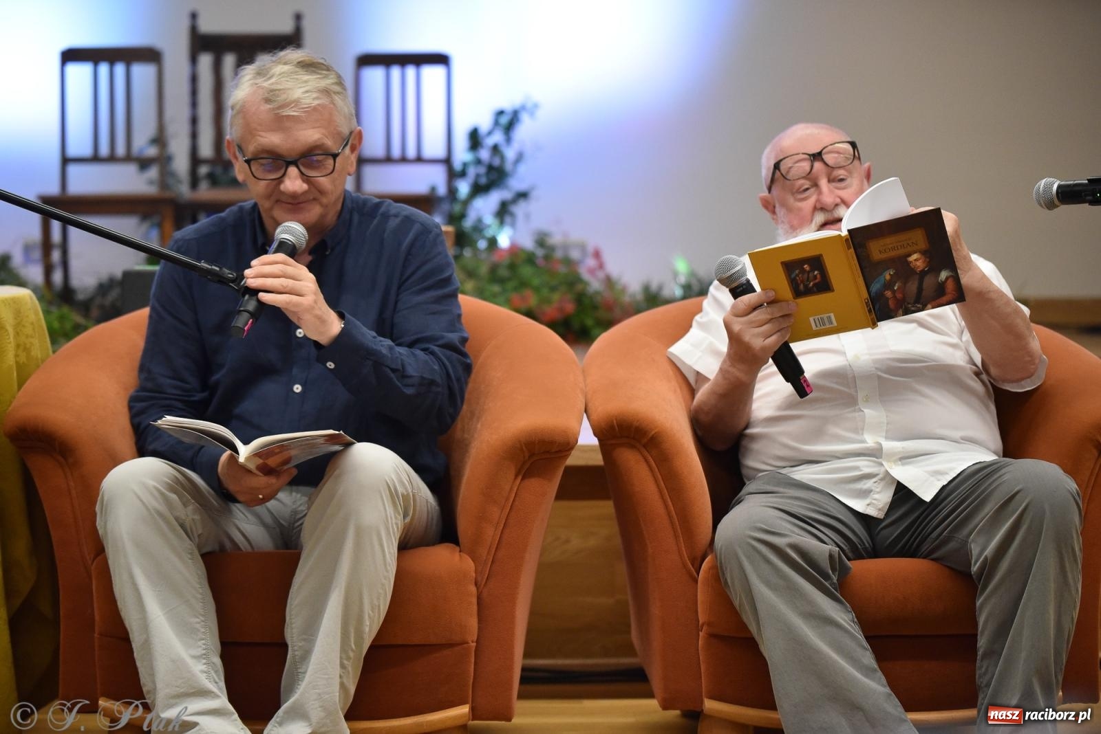 Zdjęcie w galerii na portalu naszraciborz.pl: Kordian bohaterem. Narodowe czytanie na Zamku Piastowskim wiadomości z regionu