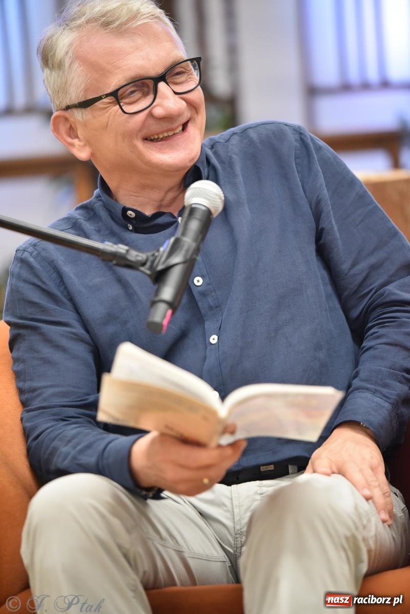 Zdjęcie w galerii na portalu naszraciborz.pl: Kordian bohaterem. Narodowe czytanie na Zamku Piastowskim wiadomości z regionu