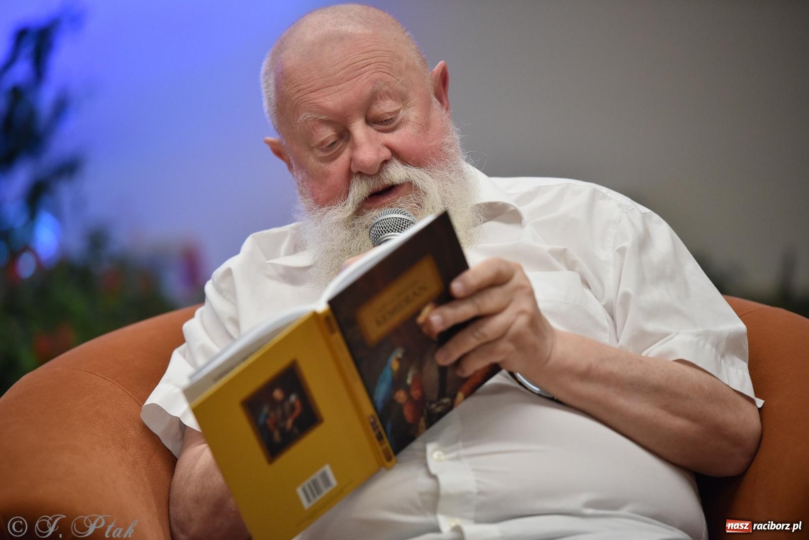 Zdjęcie w galerii na portalu naszraciborz.pl: Kordian bohaterem. Narodowe czytanie na Zamku Piastowskim wiadomości z regionu