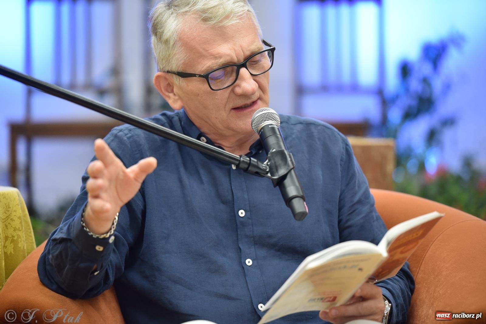 Zdjęcie w galerii na portalu naszraciborz.pl: Kordian bohaterem. Narodowe czytanie na Zamku Piastowskim wiadomości z regionu