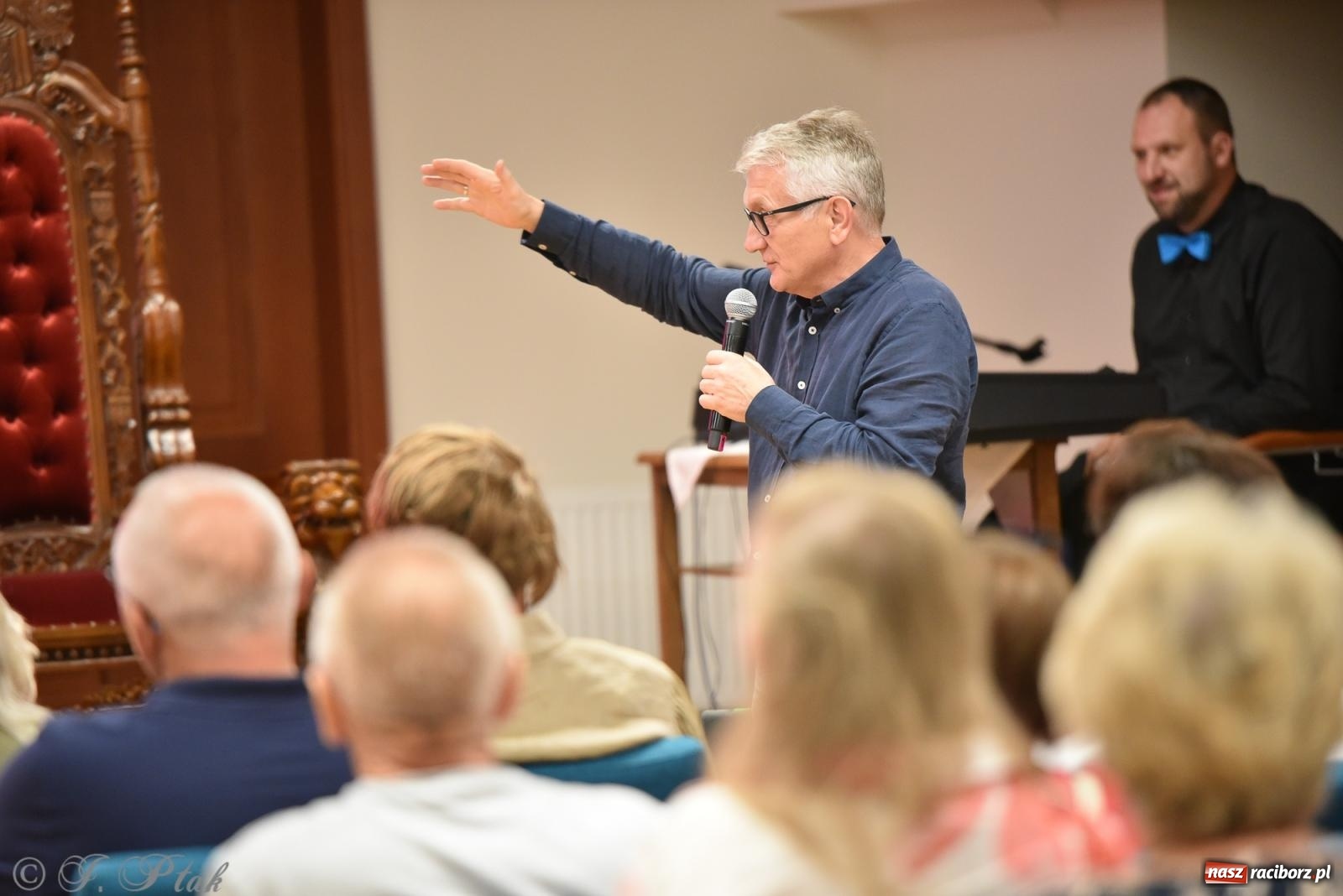 Zdjęcie w galerii na portalu naszraciborz.pl: Kordian bohaterem. Narodowe czytanie na Zamku Piastowskim wiadomości z regionu