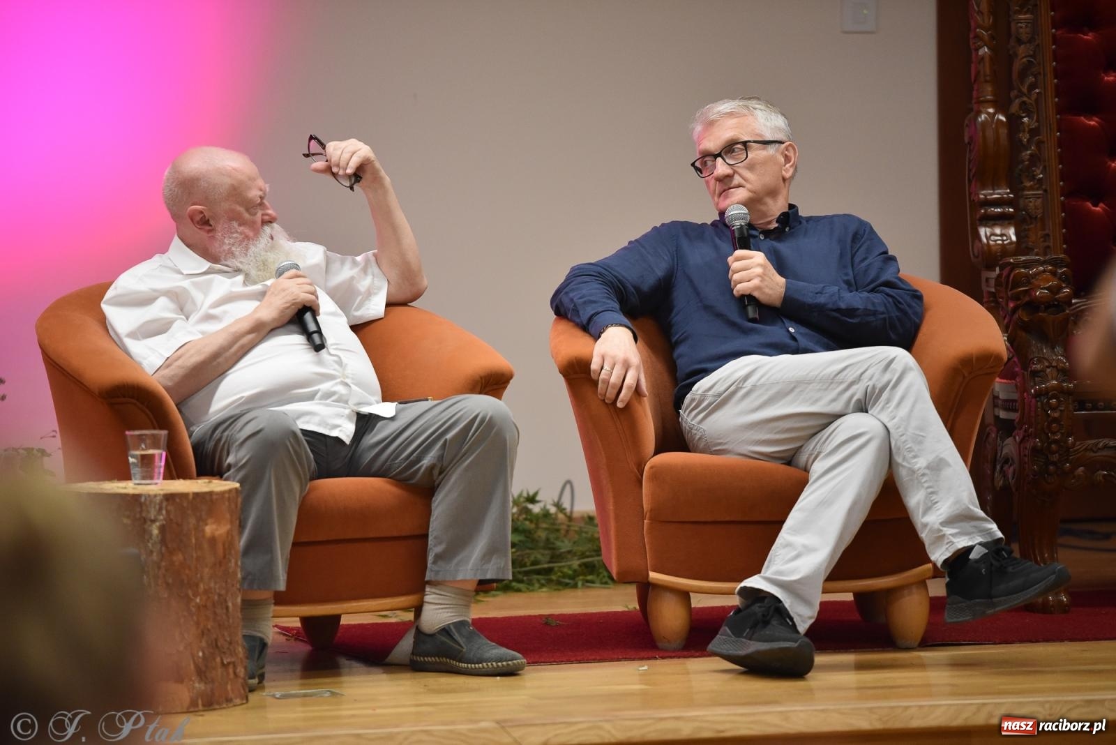 Zdjęcie w galerii na portalu naszraciborz.pl: Kordian bohaterem. Narodowe czytanie na Zamku Piastowskim wiadomości z regionu