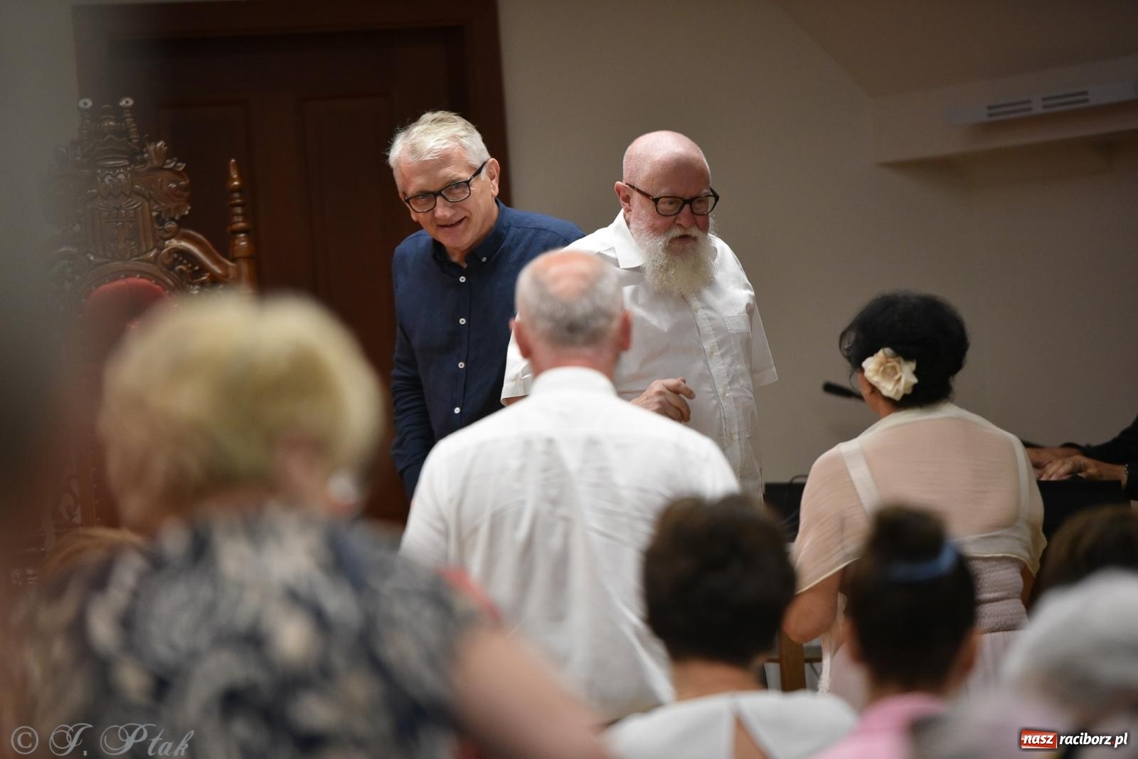 Zdjęcie w galerii na portalu naszraciborz.pl: Kordian bohaterem. Narodowe czytanie na Zamku Piastowskim wiadomości z regionu