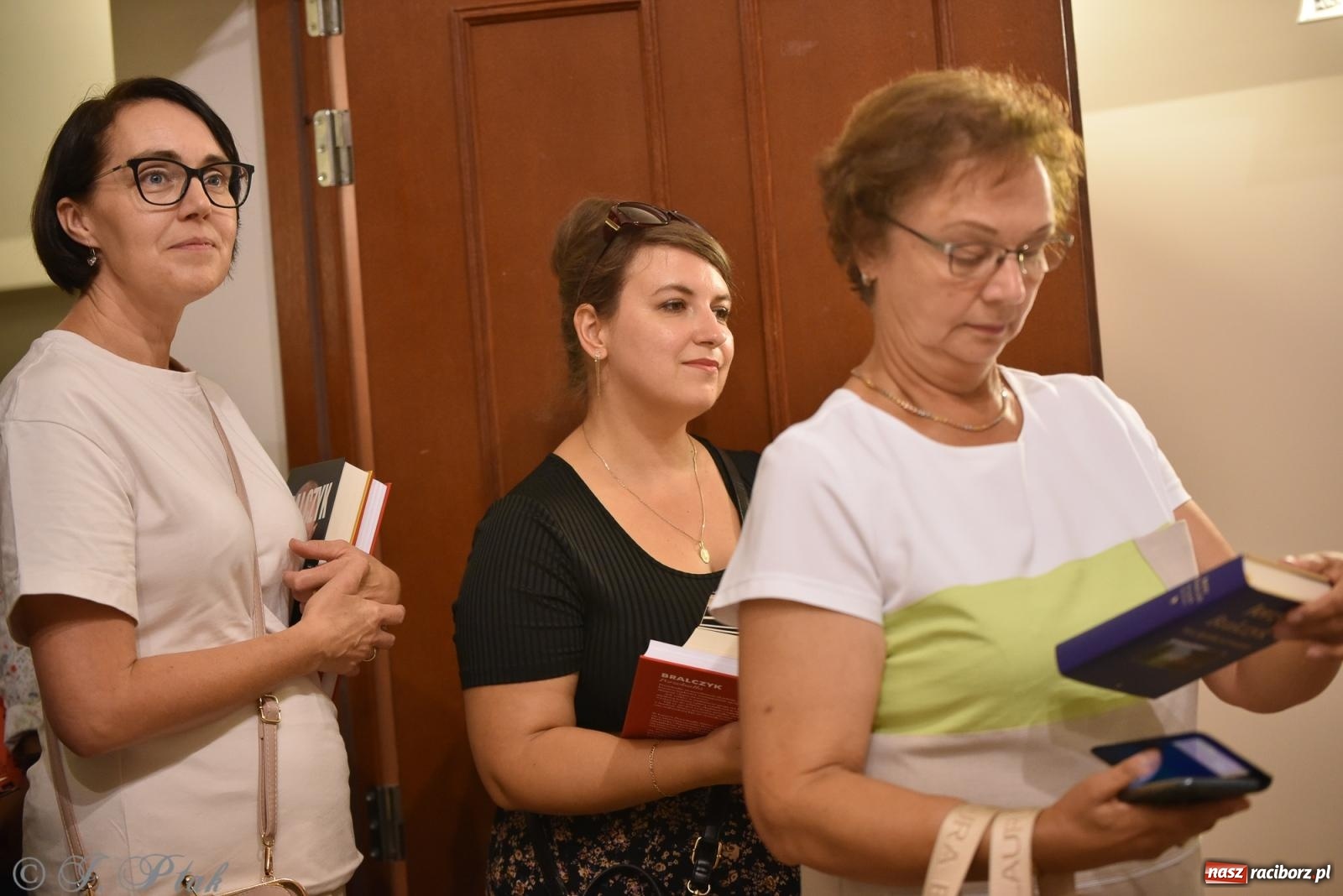 Zdjęcie w galerii na portalu naszraciborz.pl: Kordian bohaterem. Narodowe czytanie na Zamku Piastowskim wiadomości z regionu