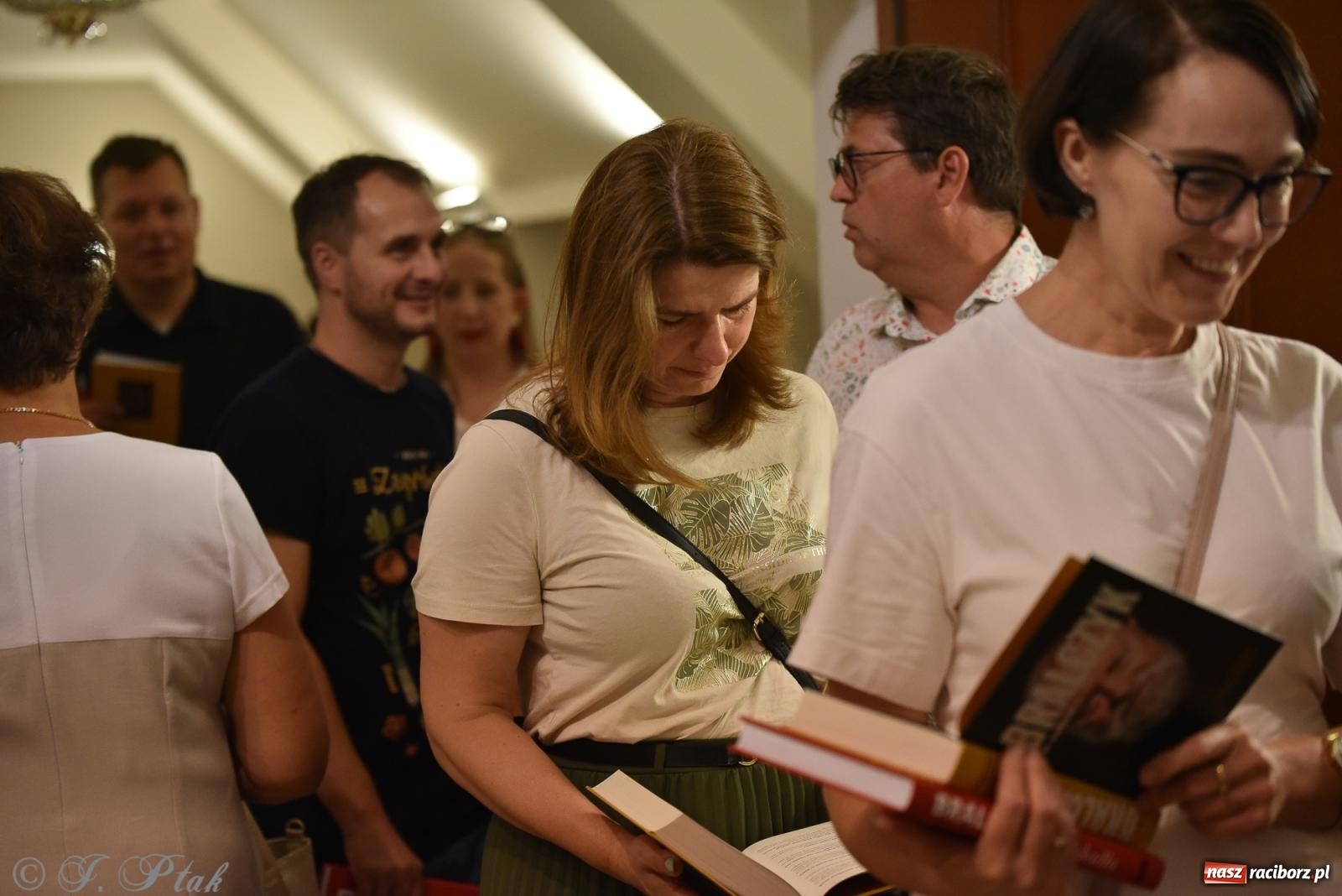 Zdjęcie w galerii na portalu naszraciborz.pl: Kordian bohaterem. Narodowe czytanie na Zamku Piastowskim wiadomości z regionu