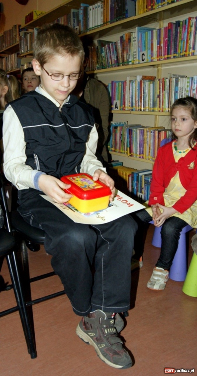 Zdjęcie w galerii na portalu naszraciborz.pl: 116 z nagrodami w egzotycznym konkursie wiadomości z regionu