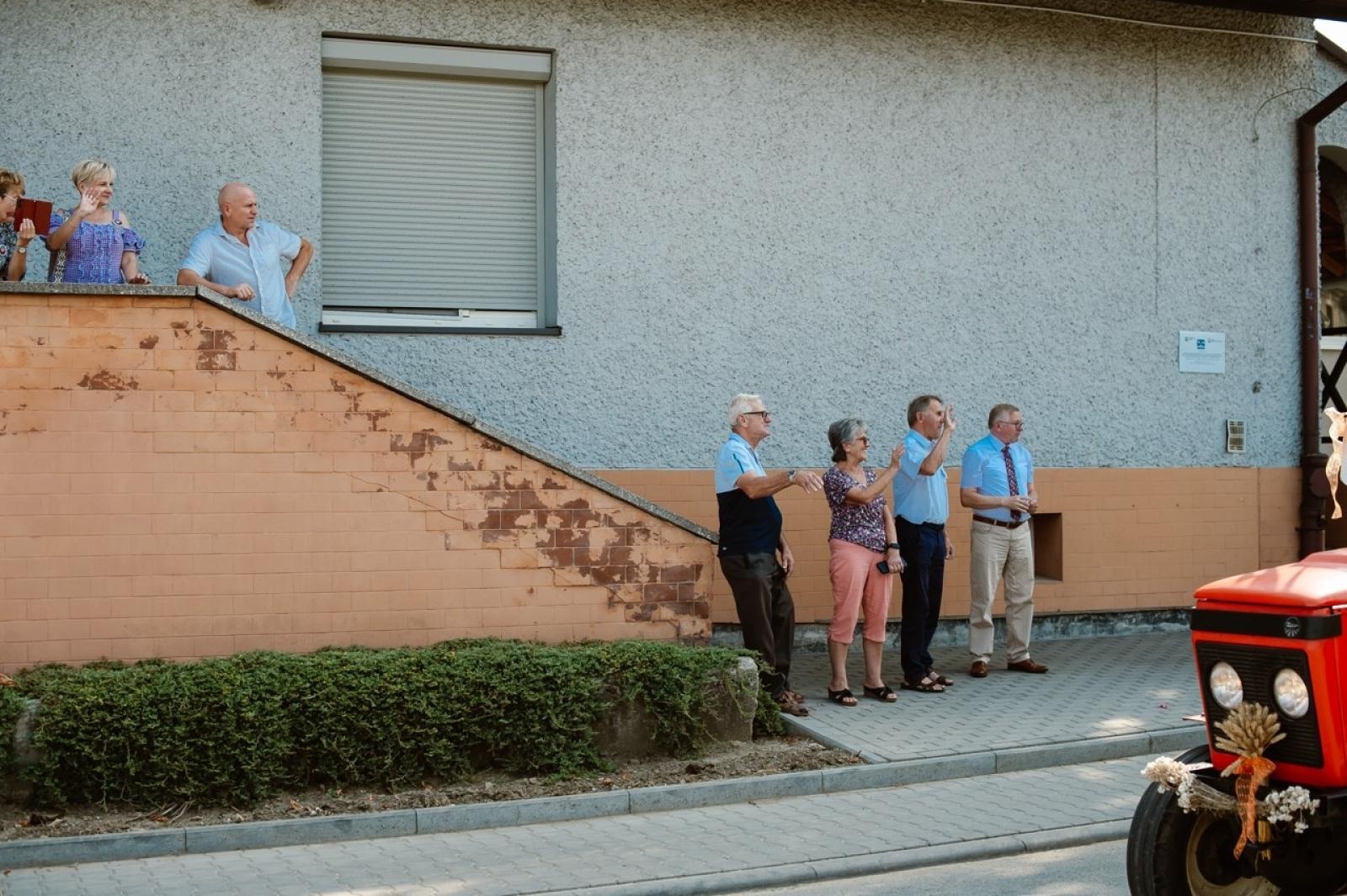Zdjęcie w galerii na portalu naszraciborz.pl: Pietrowice Wielkie i Żerdziny świętują dożynki. Relacja bis! wiadomości z regionu