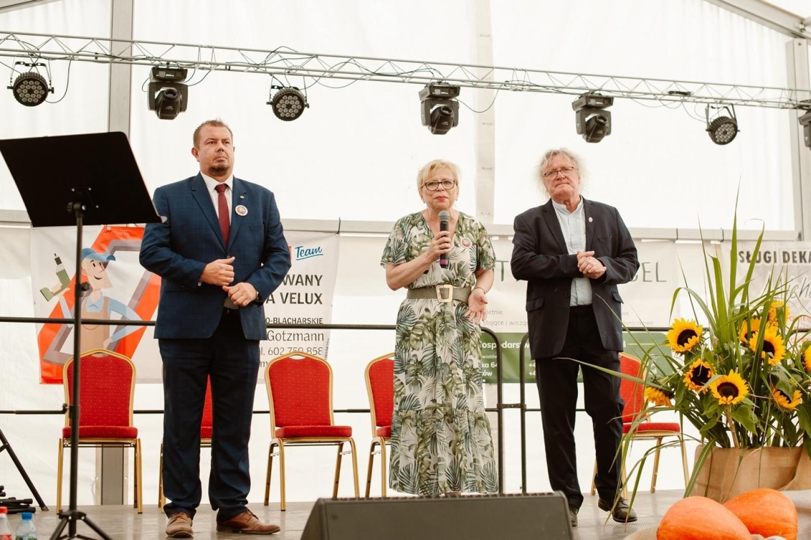 Zdjęcie w galerii na portalu naszraciborz.pl: Pietrowice Wielkie i Żerdziny świętują dożynki. Relacja bis! wiadomości z regionu