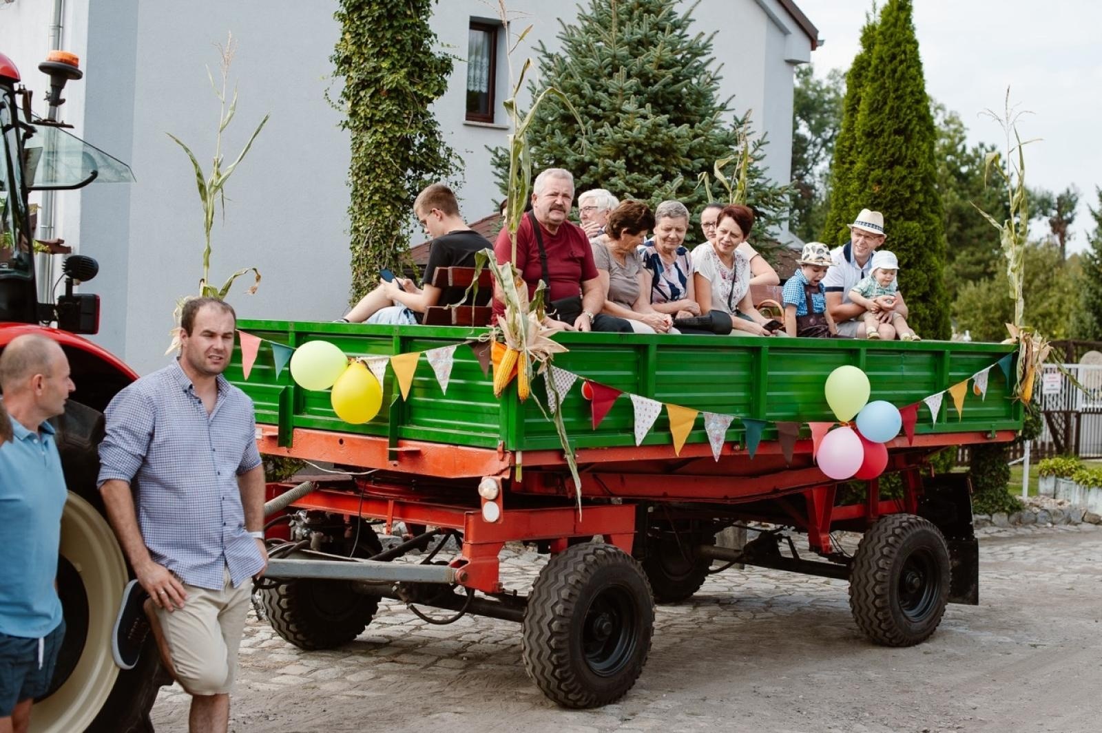 Zdjęcie w galerii na portalu naszraciborz.pl: Pietrowice Wielkie i Żerdziny świętują dożynki. Relacja bis! wiadomości z regionu