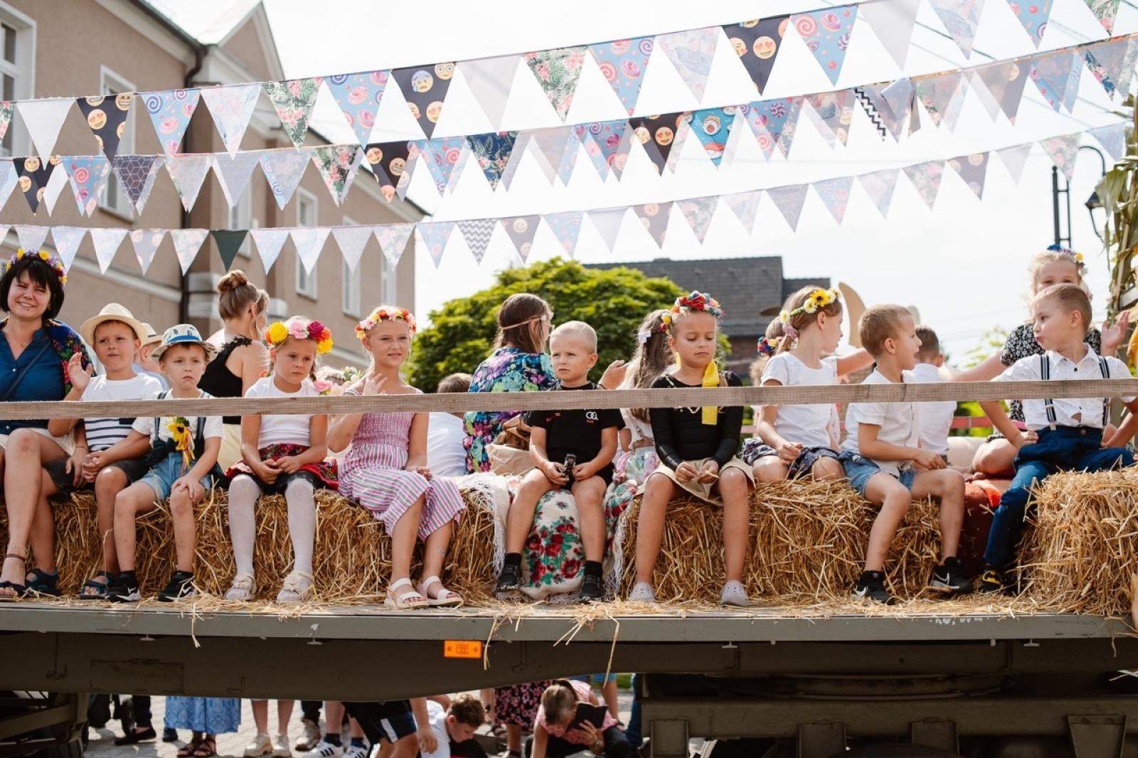 Zdjęcie w galerii na portalu naszraciborz.pl: Pietrowice Wielkie i Żerdziny świętują dożynki. Relacja bis! wiadomości z regionu