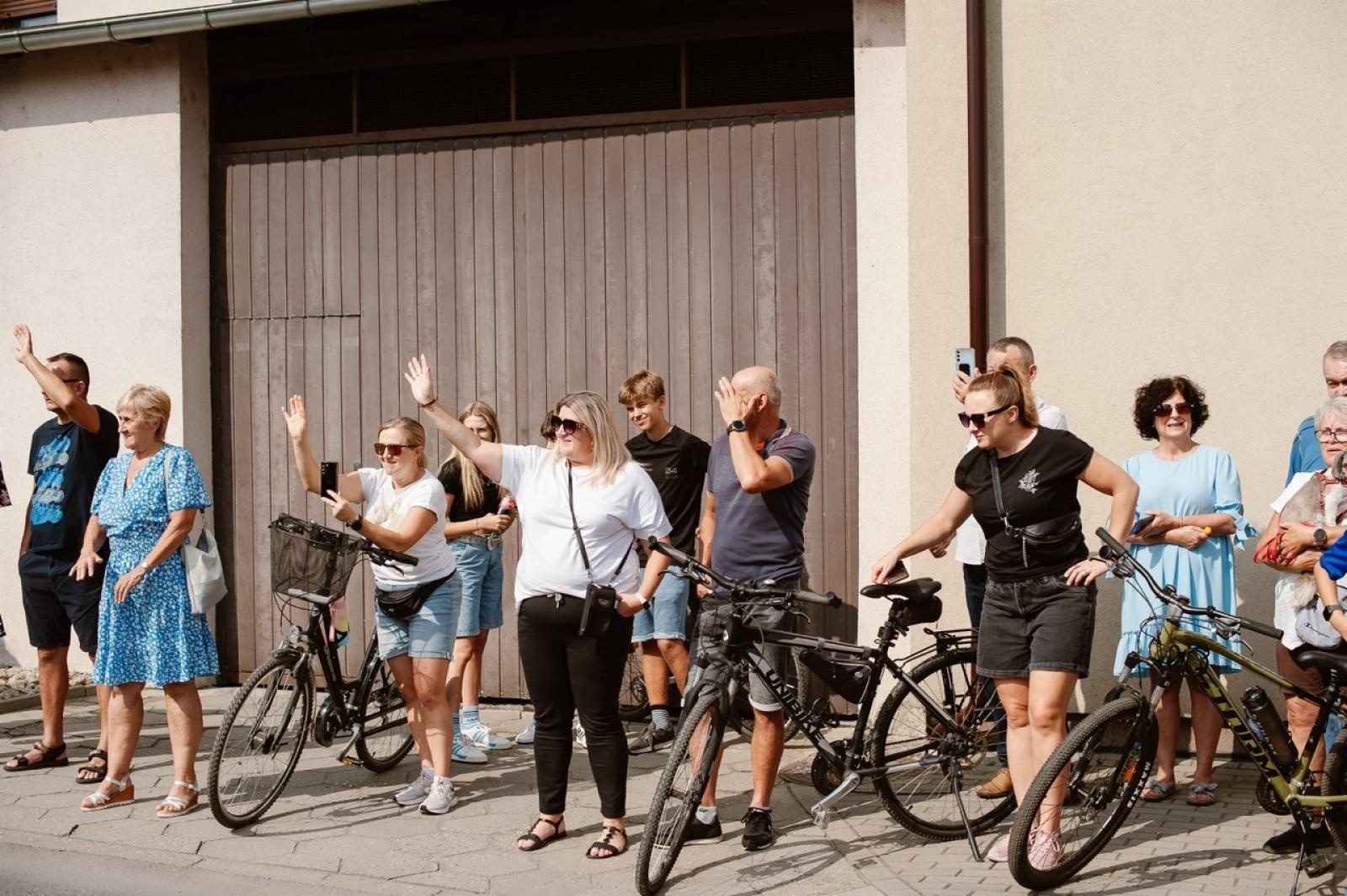 Zdjęcie w galerii na portalu naszraciborz.pl: Pietrowice Wielkie i Żerdziny świętują dożynki. Relacja bis! wiadomości z regionu