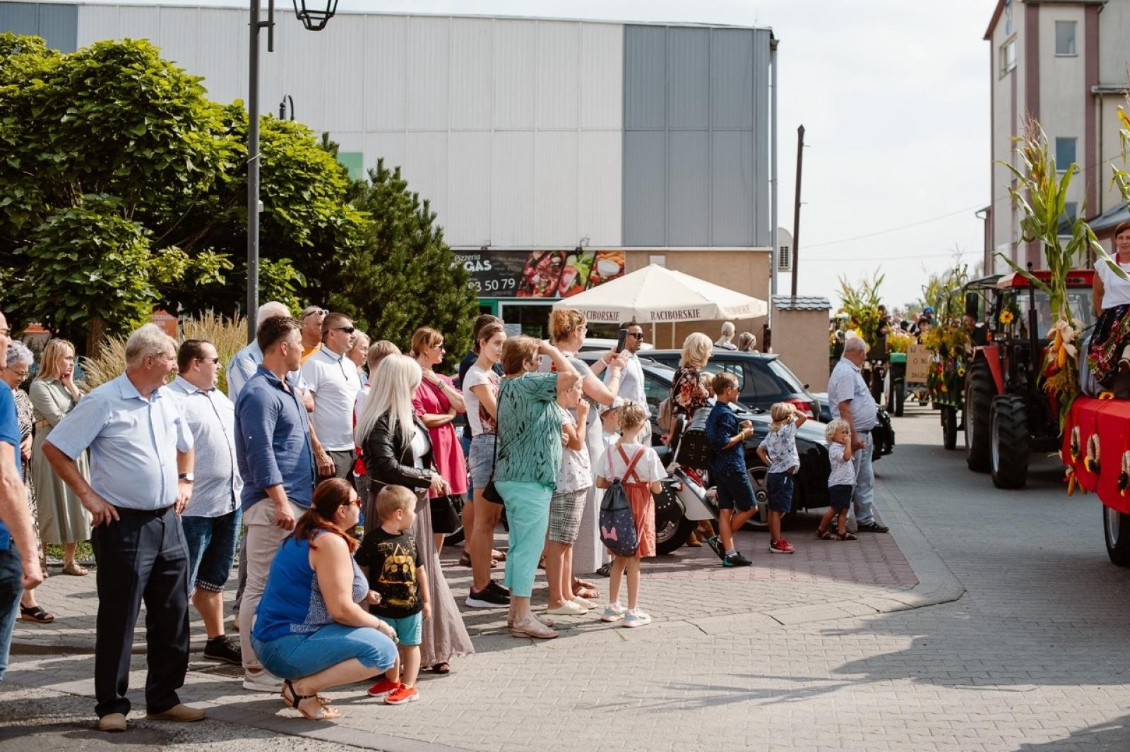 Zdjęcie w galerii na portalu naszraciborz.pl: Pietrowice Wielkie i Żerdziny świętują dożynki. Relacja bis! wiadomości z regionu