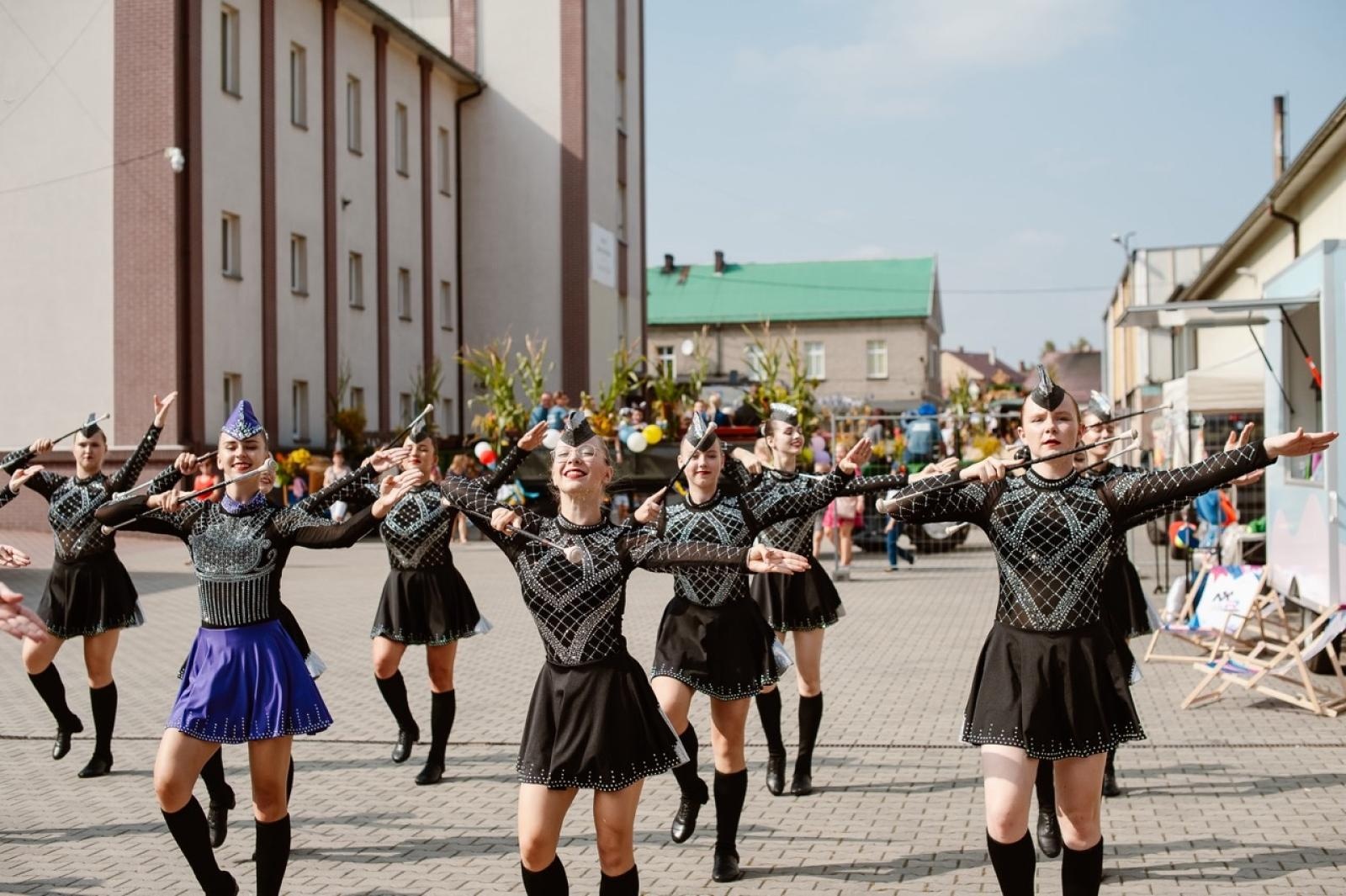 Zdjęcie w galerii na portalu naszraciborz.pl: Pietrowice Wielkie i Żerdziny świętują dożynki. Relacja bis! wiadomości z regionu
