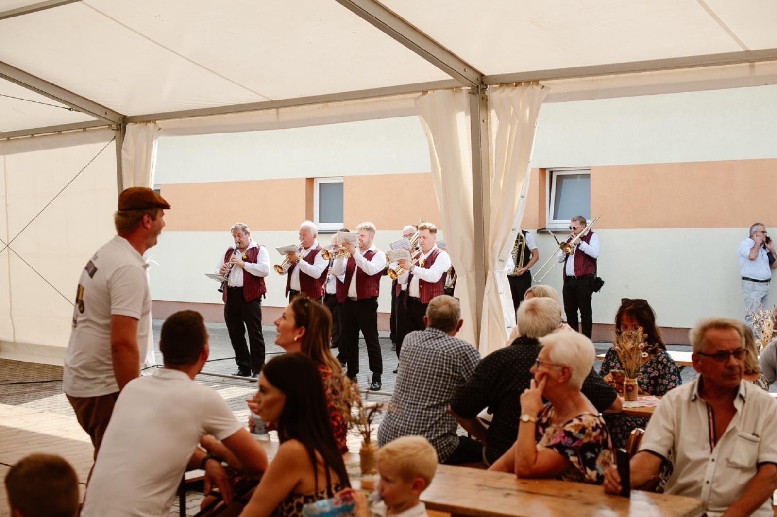 Zdjęcie w galerii na portalu naszraciborz.pl: Pietrowice Wielkie i Żerdziny świętują dożynki. Relacja bis! wiadomości z regionu