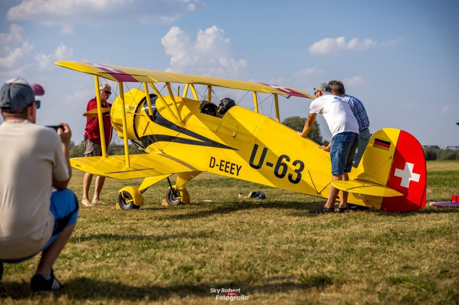 Zdjęcie w galerii na portalu naszraciborz.pl: Magiczne zdjęcia raciborskiego air show wiadomości z regionu