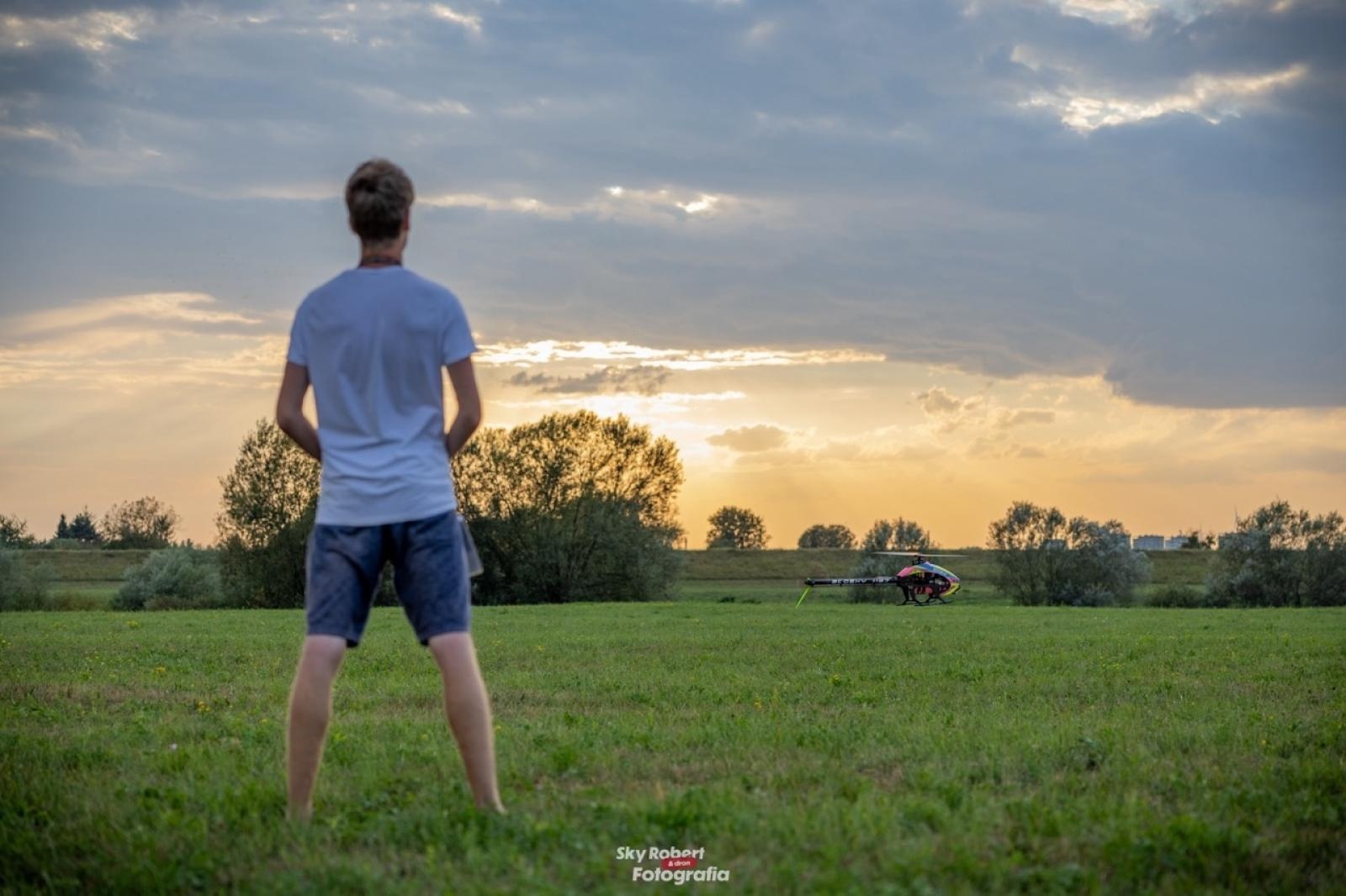 Zdjęcie w galerii na portalu naszraciborz.pl: Magiczne zdjęcia raciborskiego air show wiadomości z regionu