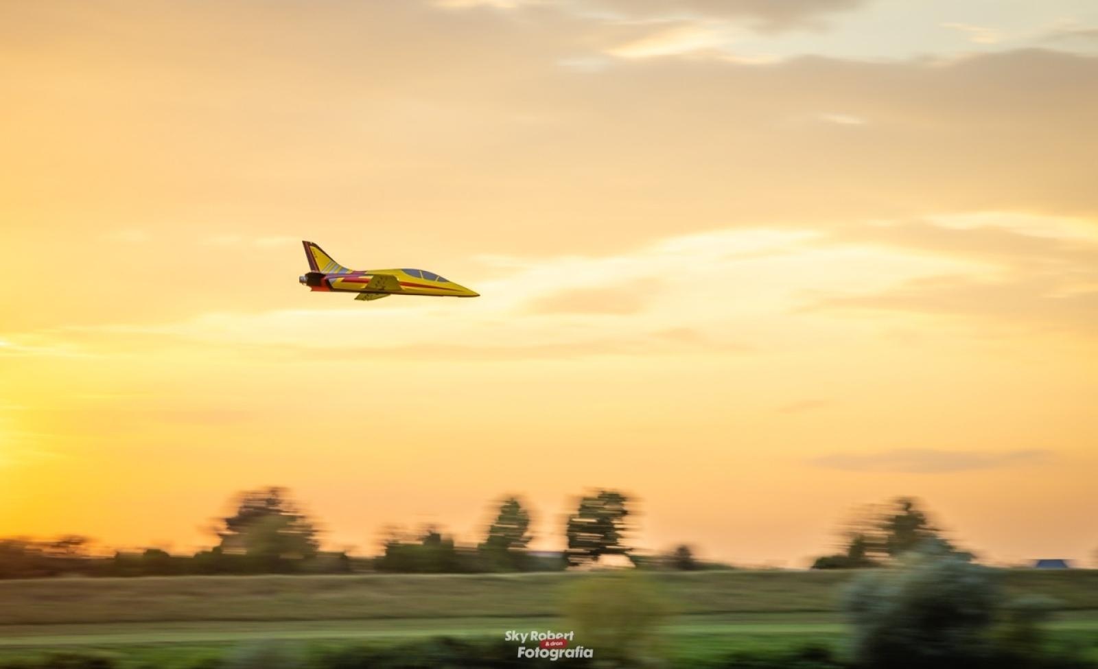 Zdjęcie w galerii na portalu naszraciborz.pl: Magiczne zdjęcia raciborskiego air show wiadomości z regionu