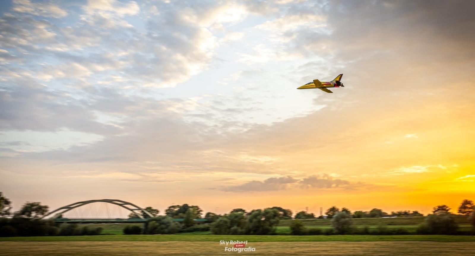 Zdjęcie w galerii na portalu naszraciborz.pl: Magiczne zdjęcia raciborskiego air show wiadomości z regionu