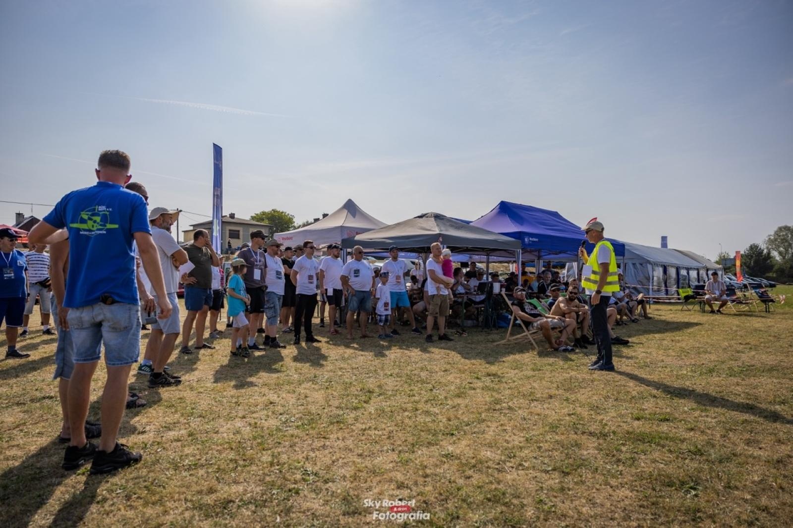 Zdjęcie w galerii na portalu naszraciborz.pl: Magiczne zdjęcia raciborskiego air show wiadomości z regionu
