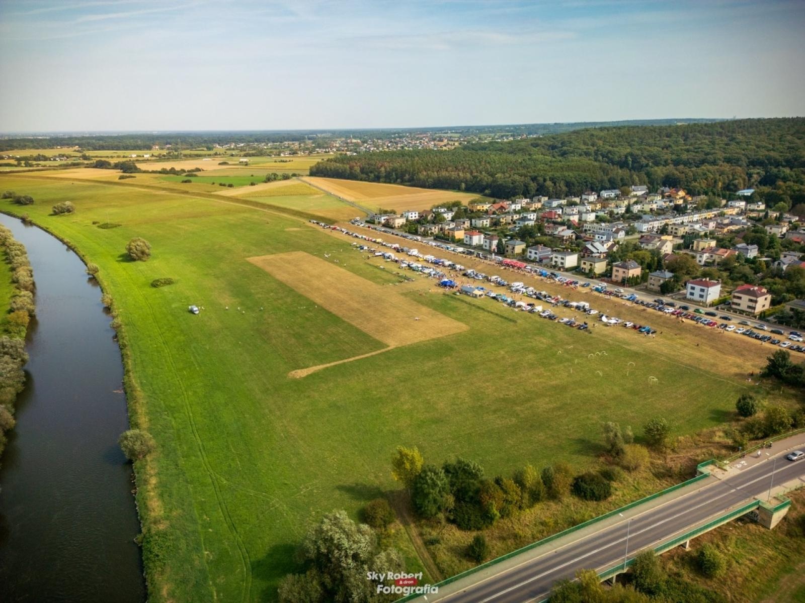 Zdjęcie w galerii na portalu naszraciborz.pl: Magiczne zdjęcia raciborskiego air show wiadomości z regionu