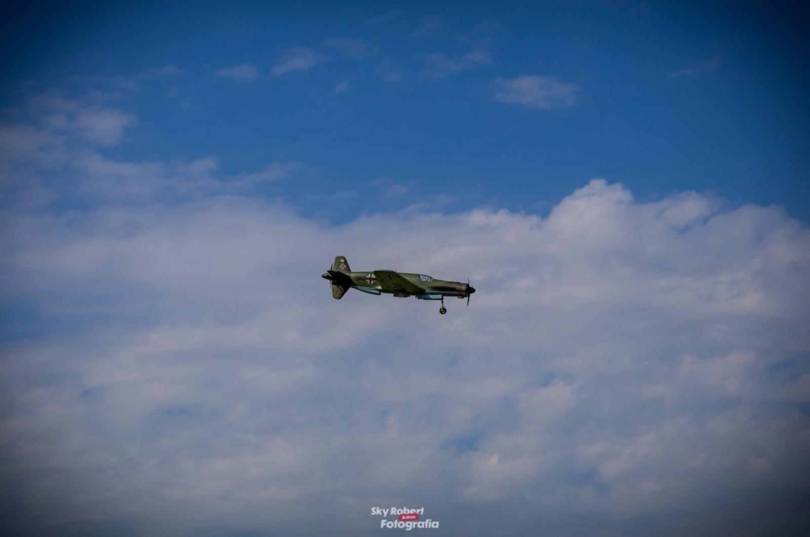 Zdjęcie w galerii na portalu naszraciborz.pl: Magiczne zdjęcia raciborskiego air show wiadomości z regionu