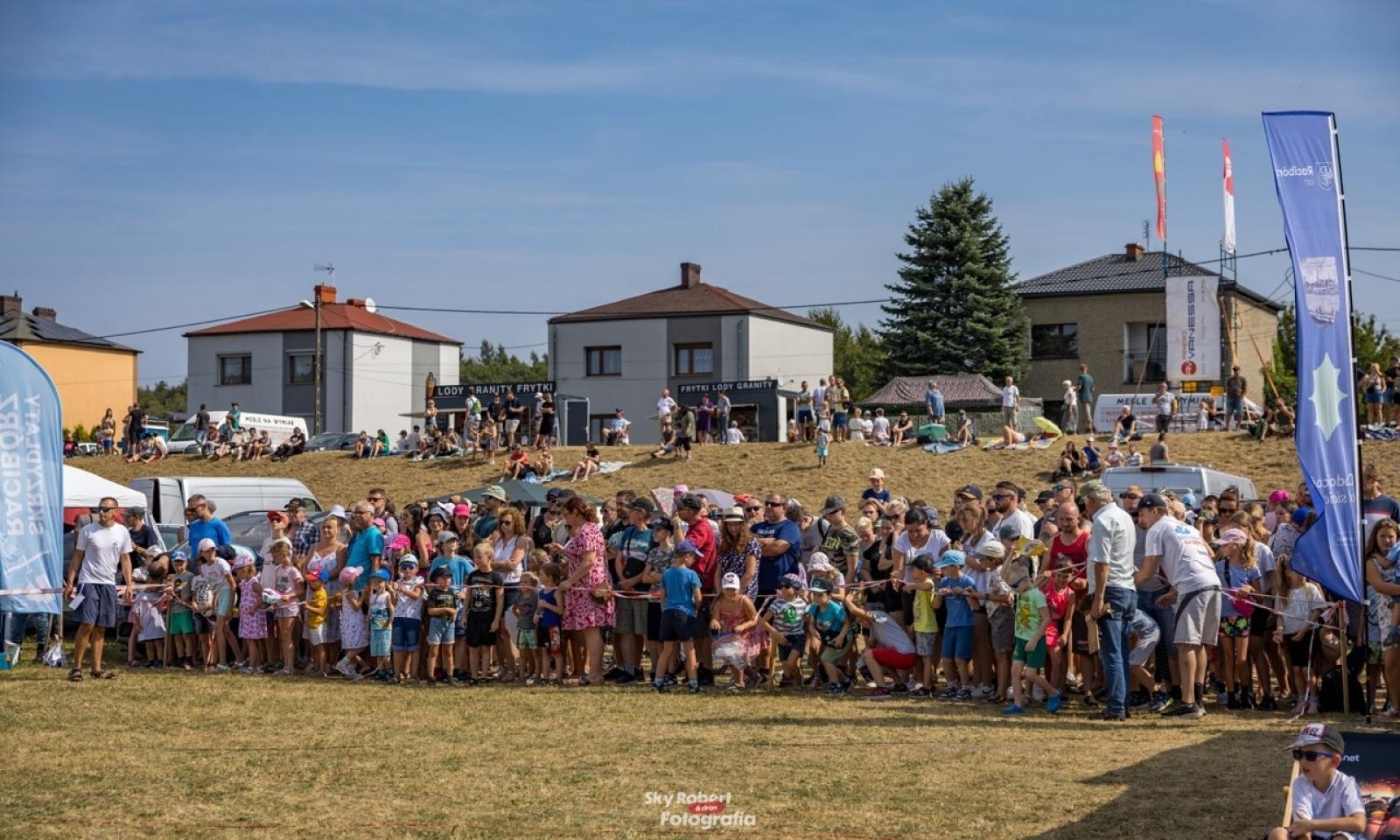 Zdjęcie w galerii na portalu naszraciborz.pl: Magiczne zdjęcia raciborskiego air show wiadomości z regionu
