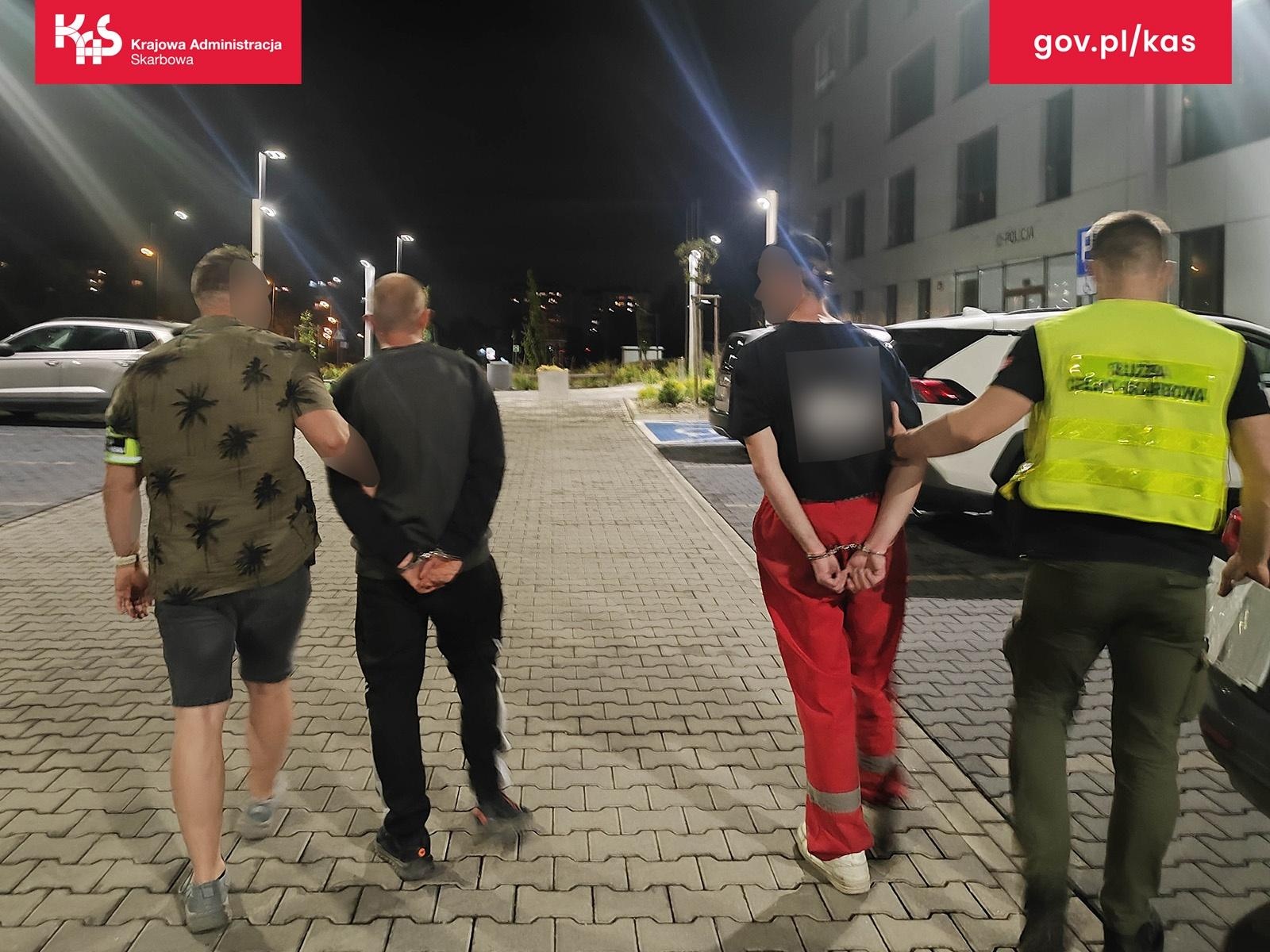 Zdjęcie w galerii na portalu naszraciborz.pl: Pies Kodi złapał trop. KAS wykryła środki odurzające w przesyłce i mieszkaniu wiadomości z regionu