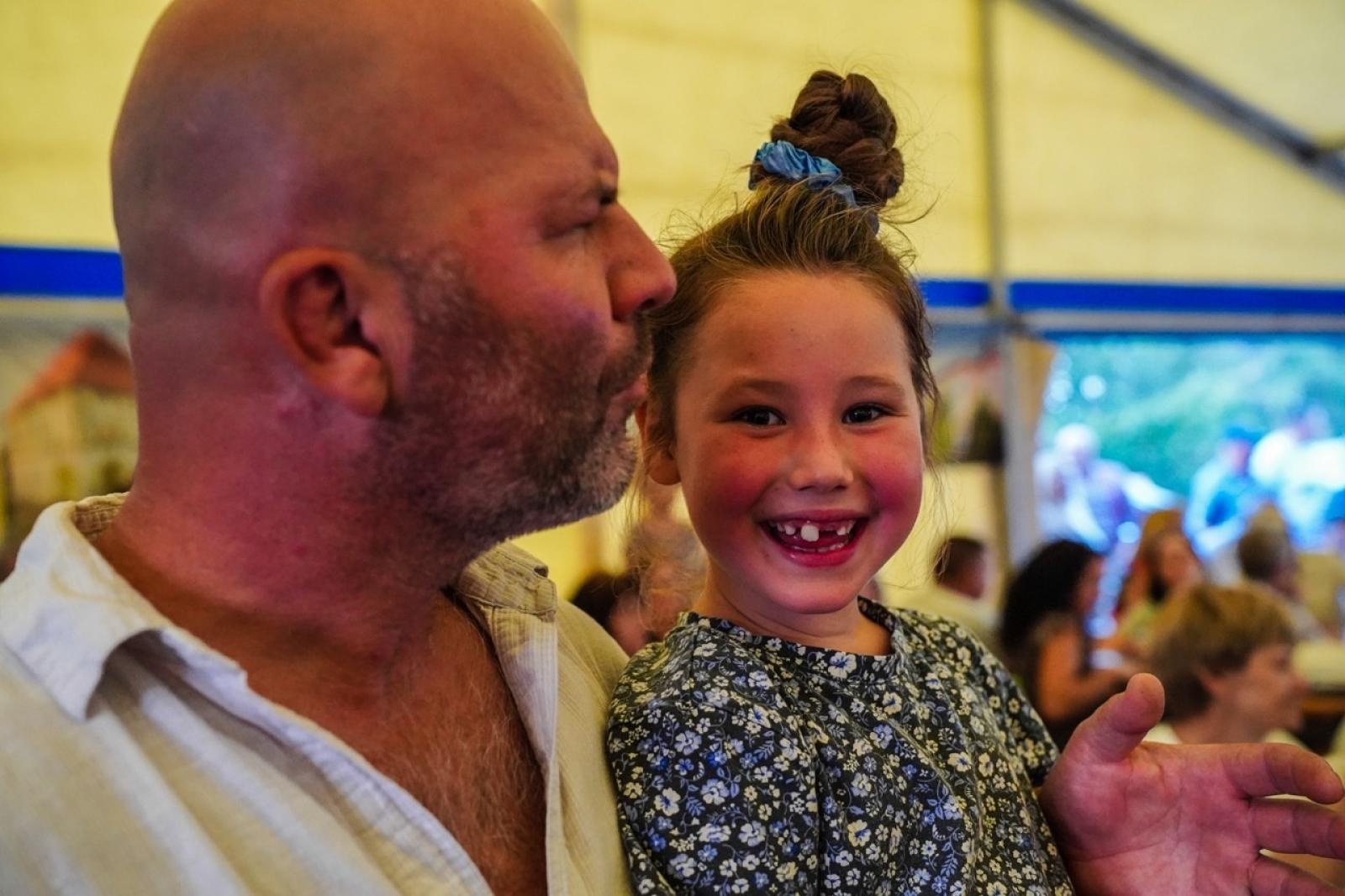 Zdjęcie w galerii na portalu naszraciborz.pl: Toby z Monachium gwiazdą dożynek w Gamowie. Już wkrótce kolejne koncerty na Oktoberfeście w Szymocicach wiadomości z regionu