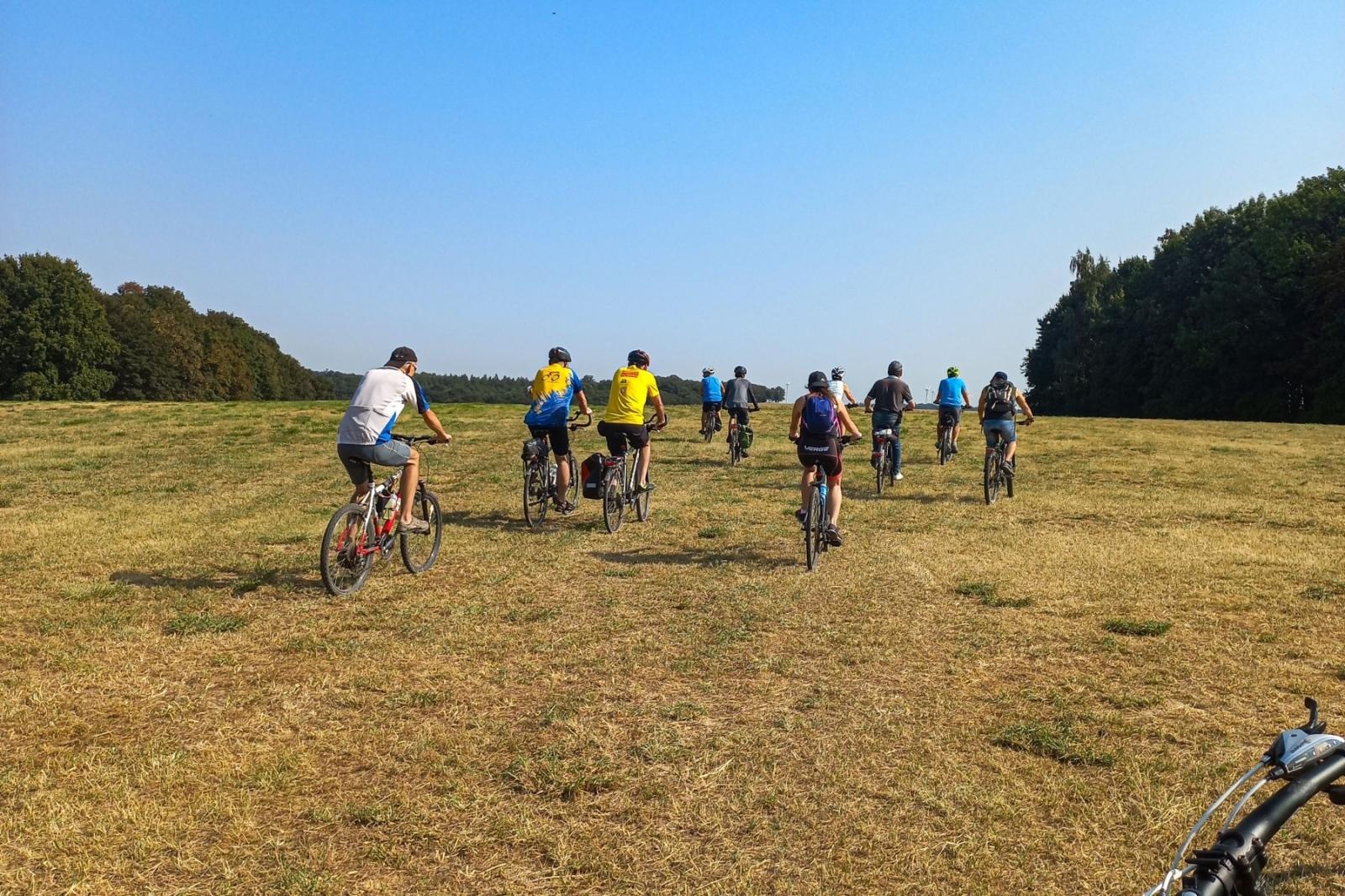 Zdjęcie w galerii na portalu naszraciborz.pl: Europejskie Dni Dziedzictwa. Rajd śladami dawnych majątków ziemskich ziemi raciborskiej wiadomości z regionu