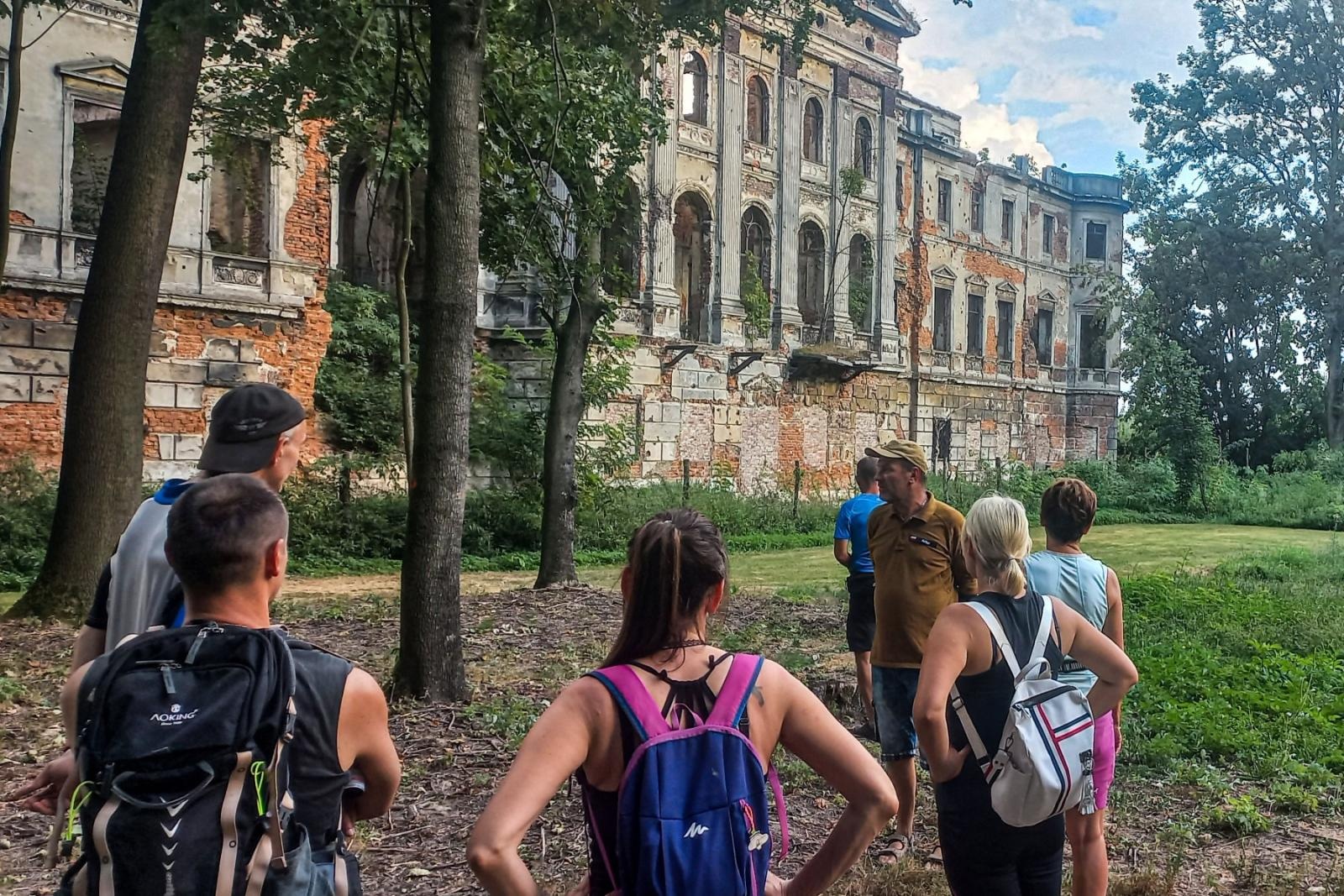 Zdjęcie w galerii na portalu naszraciborz.pl: Europejskie Dni Dziedzictwa. Rajd śladami dawnych majątków ziemskich ziemi raciborskiej wiadomości z regionu