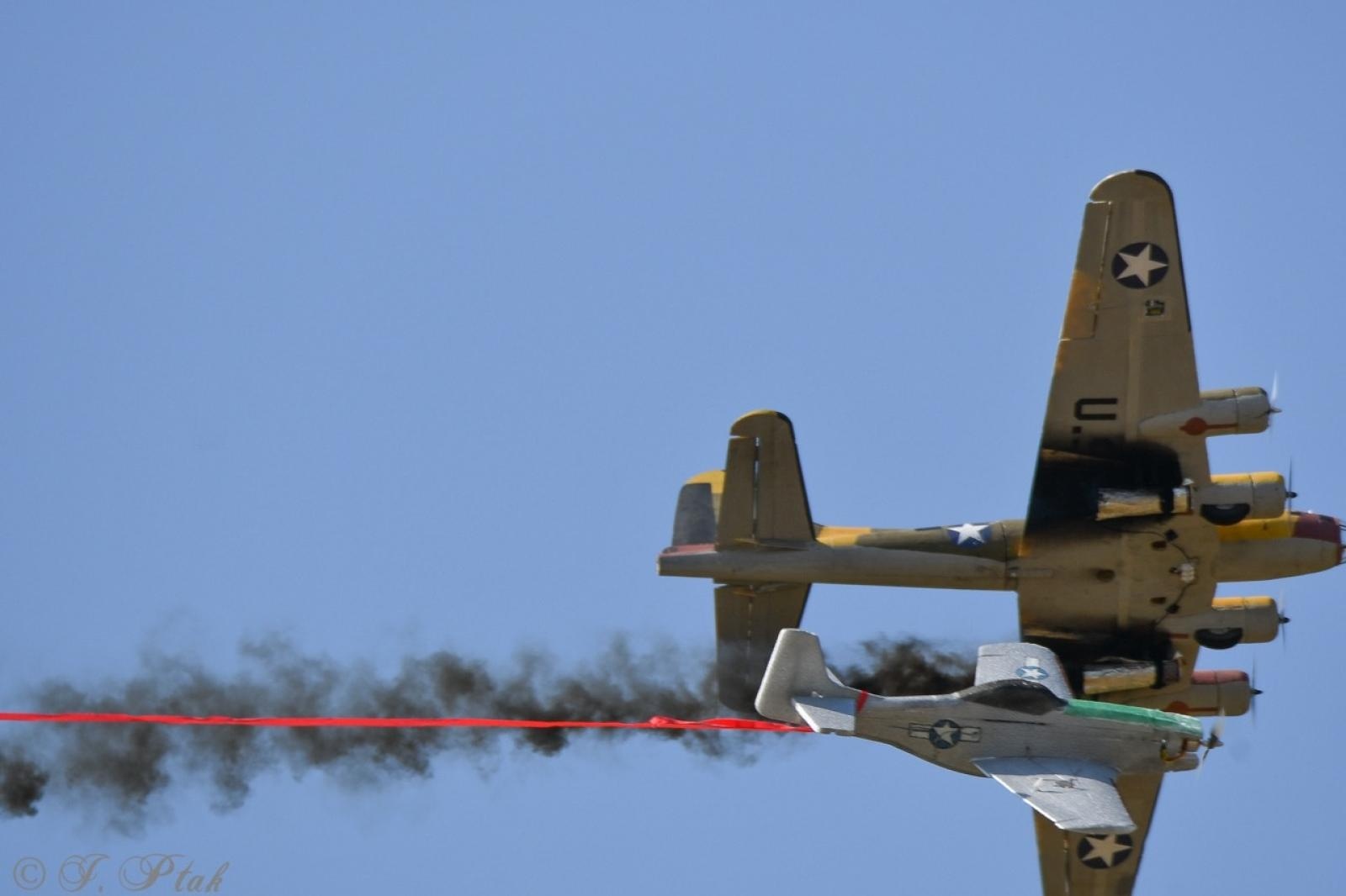 Zdjęcie w galerii na portalu naszraciborz.pl: Dwustu modelarzy na Raciborskim Air Show. To największa impreza modelarska w Polsce! wiadomości z regionu