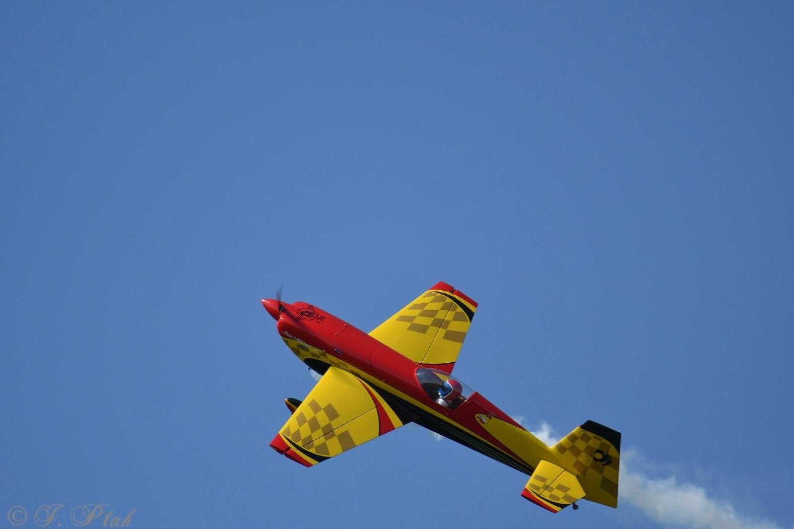 Zdjęcie w galerii na portalu naszraciborz.pl: Dwustu modelarzy na Raciborskim Air Show. To największa impreza modelarska w Polsce! wiadomości z regionu