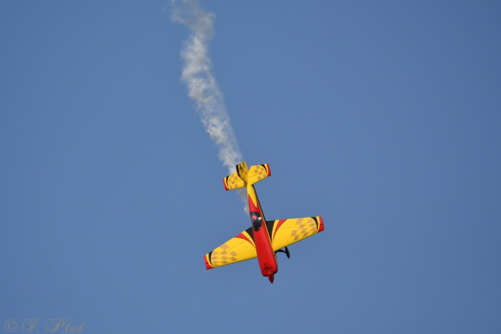 Zdjęcie w galerii na portalu naszraciborz.pl: Dwustu modelarzy na Raciborskim Air Show. To największa impreza modelarska w Polsce! wiadomości z regionu