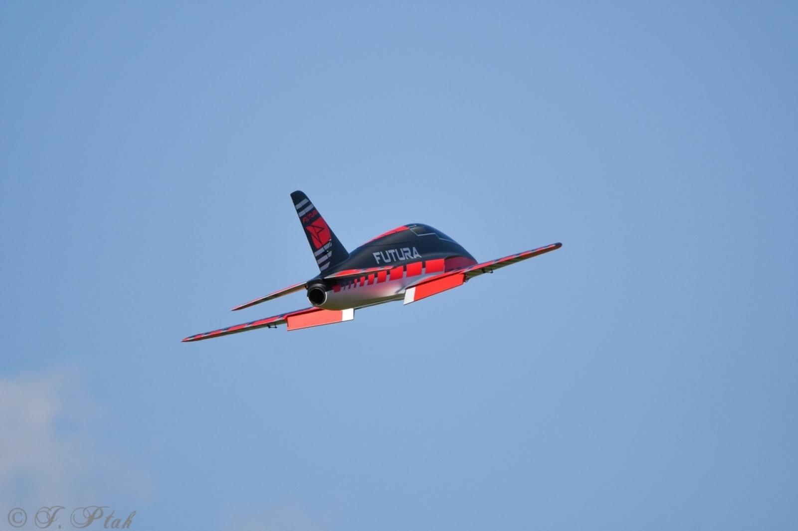 Zdjęcie w galerii na portalu naszraciborz.pl: Dwustu modelarzy na Raciborskim Air Show. To największa impreza modelarska w Polsce! wiadomości z regionu