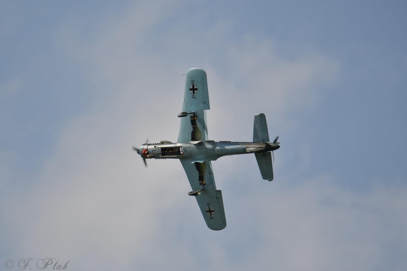 Zdjęcie w galerii na portalu naszraciborz.pl: Dwustu modelarzy na Raciborskim Air Show. To największa impreza modelarska w Polsce! wiadomości z regionu