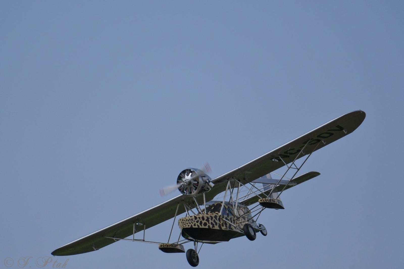 Zdjęcie w galerii na portalu naszraciborz.pl: Dwustu modelarzy na Raciborskim Air Show. To największa impreza modelarska w Polsce! wiadomości z regionu