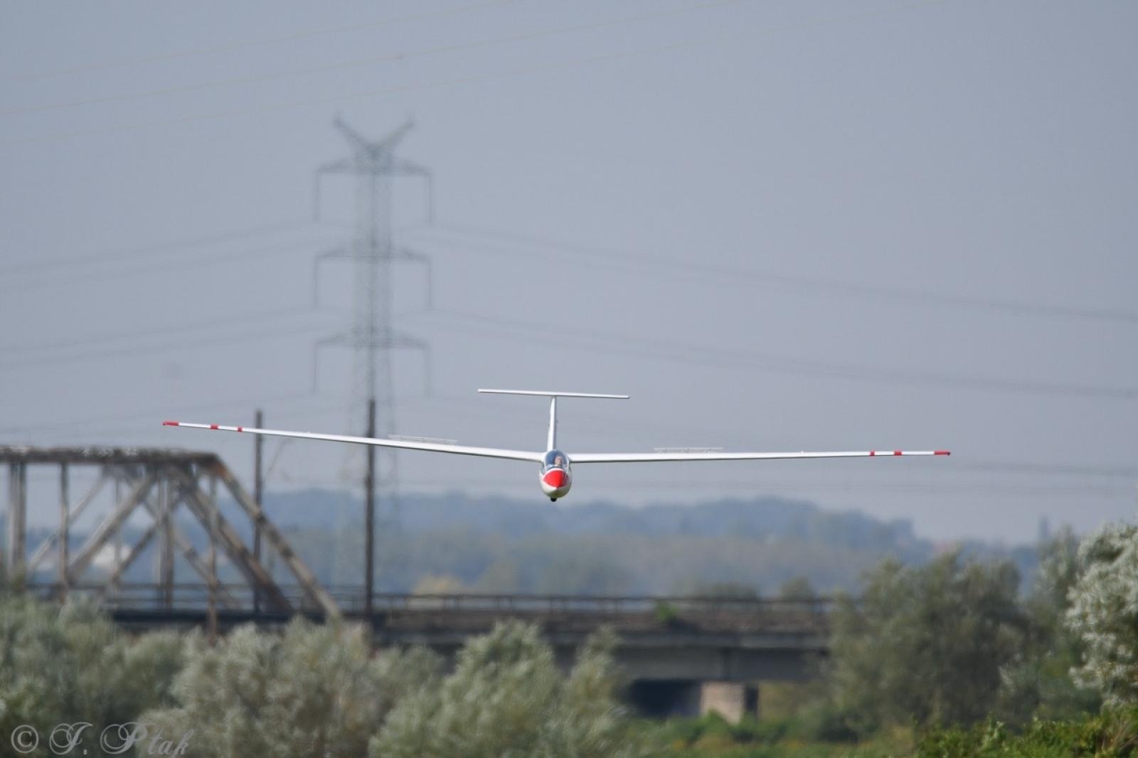 Zdjęcie w galerii na portalu naszraciborz.pl: Dwustu modelarzy na Raciborskim Air Show. To największa impreza modelarska w Polsce! wiadomości z regionu