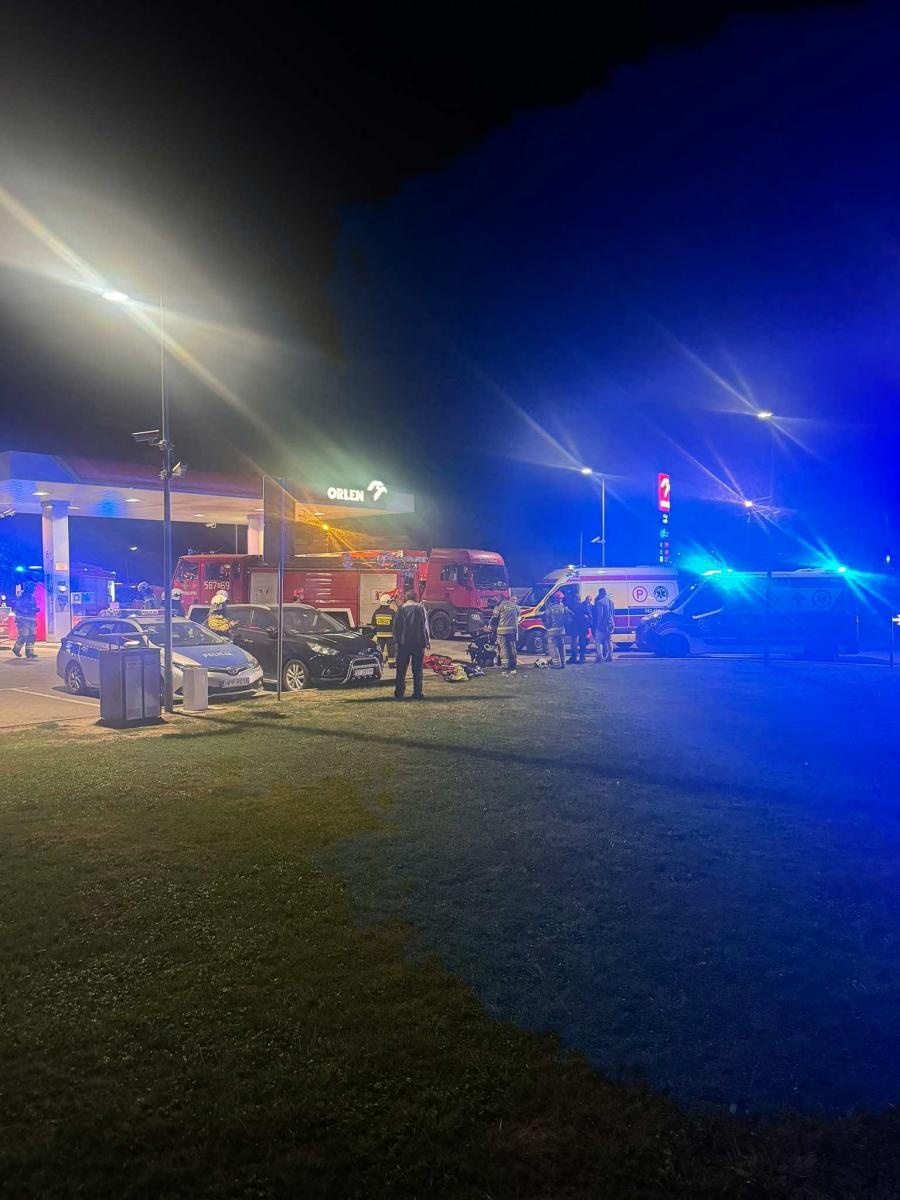 Zdjęcie w galerii na portalu naszraciborz.pl: Próba podpalenia stacji w Chałupkach. Policjanci wykazali się odwagą i profesjonalizmem wiadomości z regionu