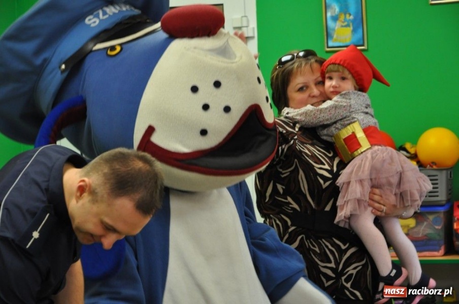 Zdjęcie w galerii na portalu naszraciborz.pl: Tańczy się na żywioł, nie na gwizdek wiadomości z regionu